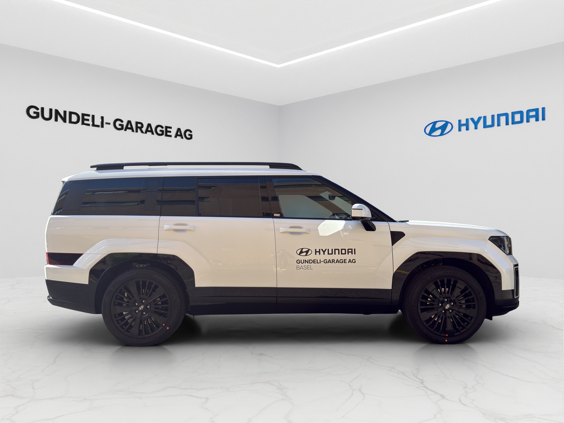 HYUNDAI Santa Fe 1.6 T-GDi HEV Calligraphy 4WD Automatic-image-6
