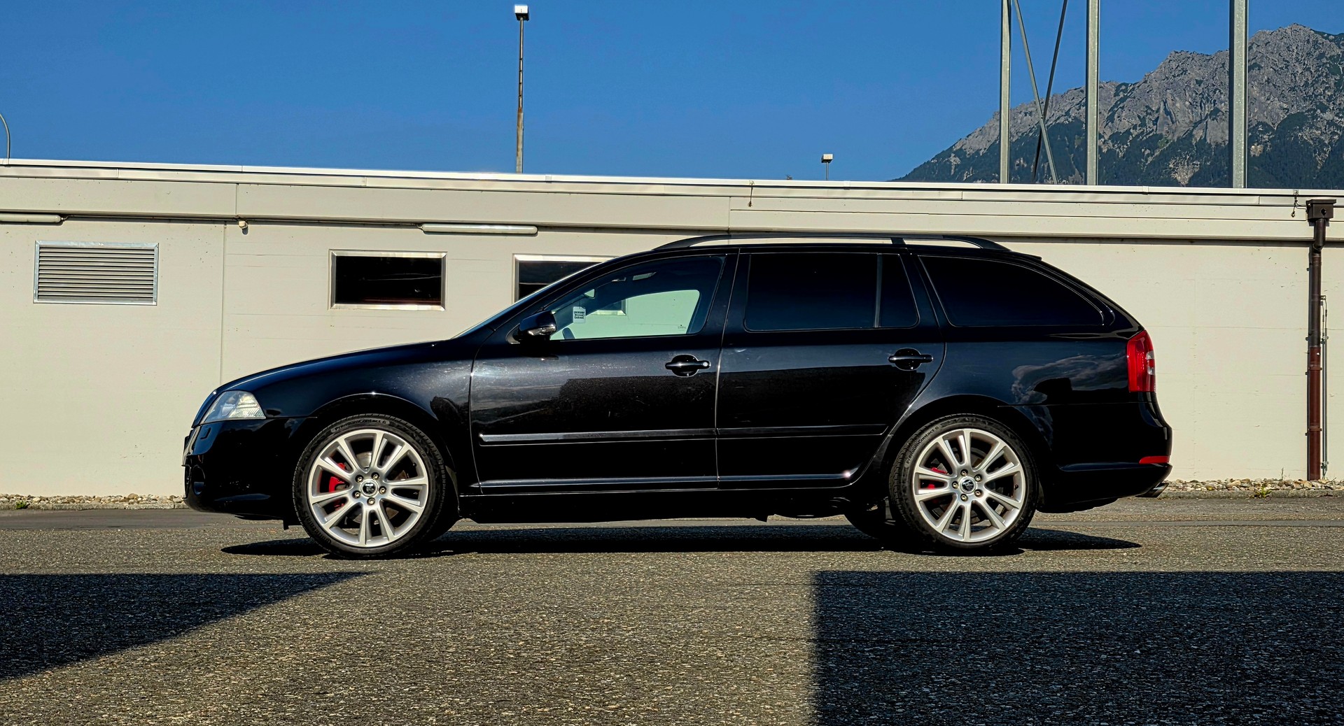 SKODA Octavia 2.0 TFSI RS-image-2