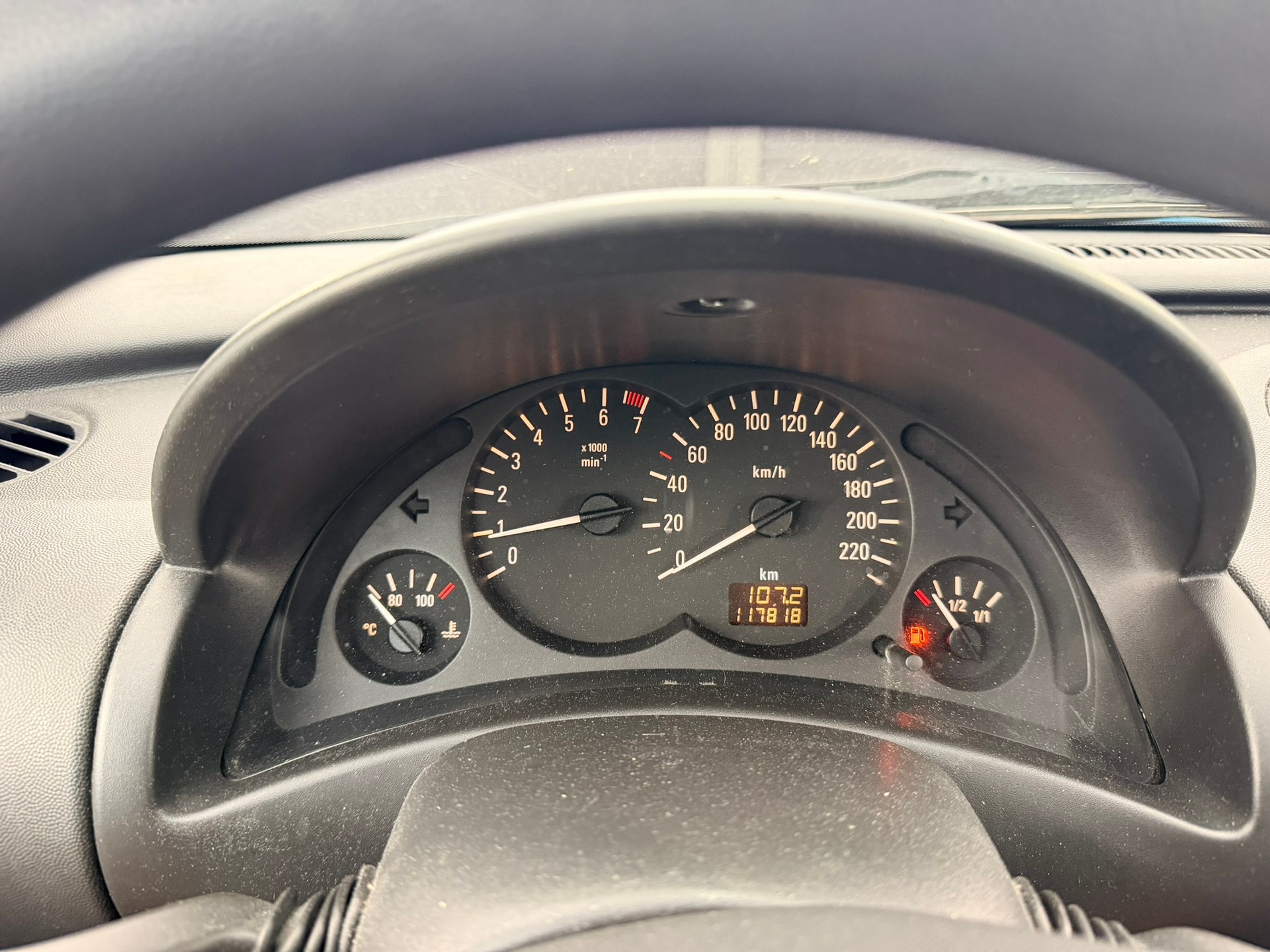 OPEL Corsa 1.2 16V Comfort-image-8