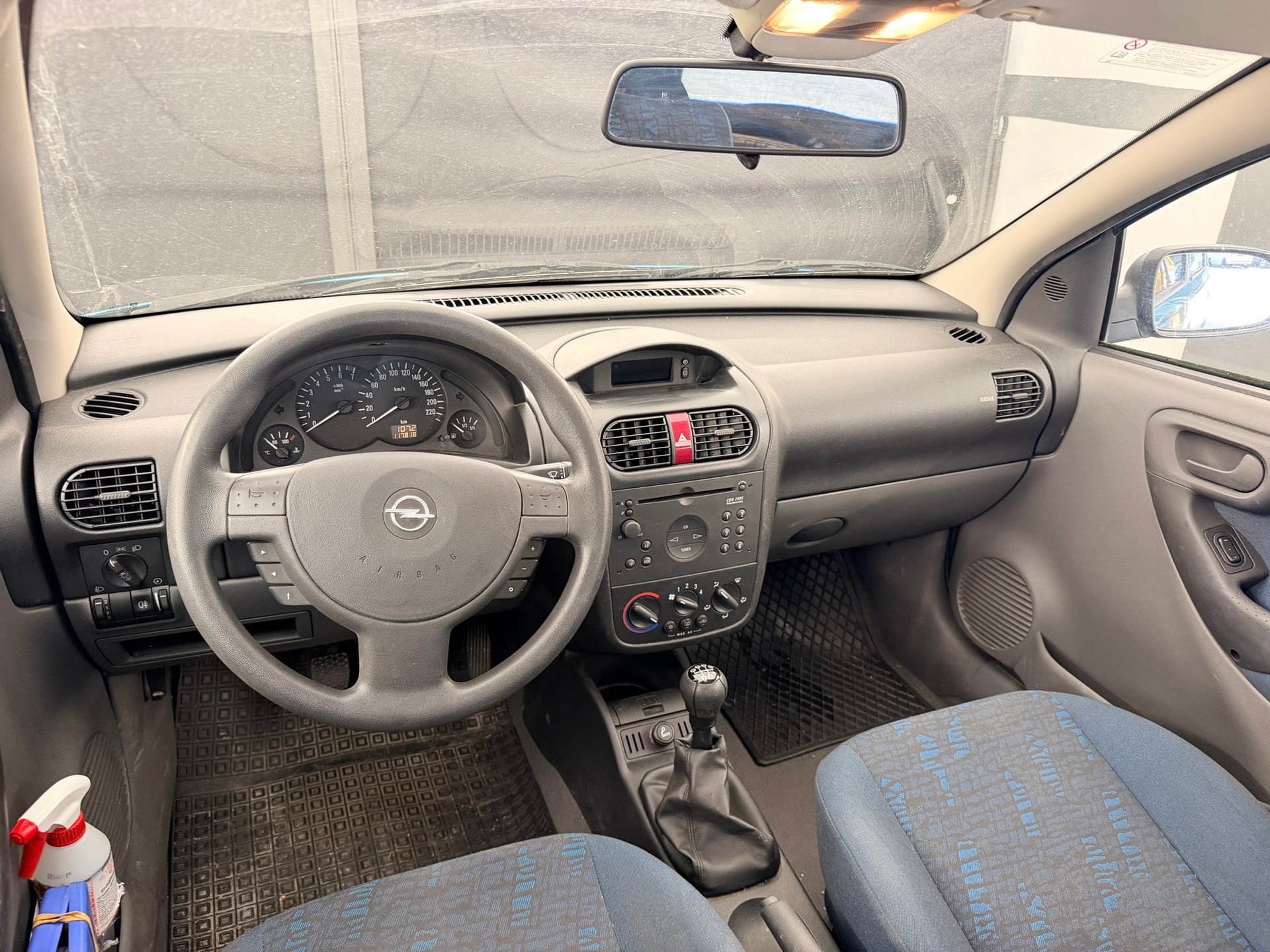 OPEL Corsa 1.2 16V Comfort-image-7