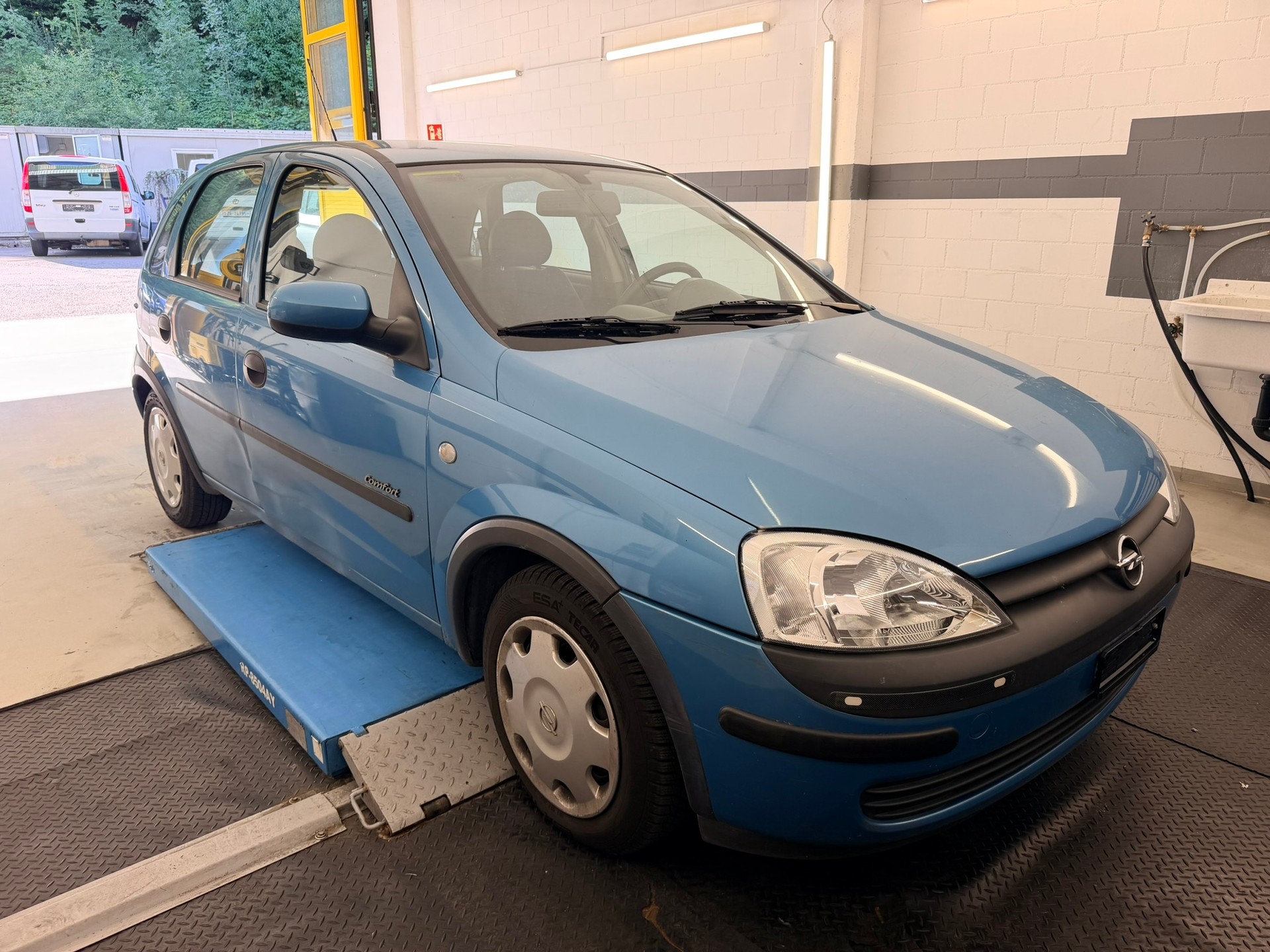 OPEL Corsa 1.2 16V Comfort-image-2