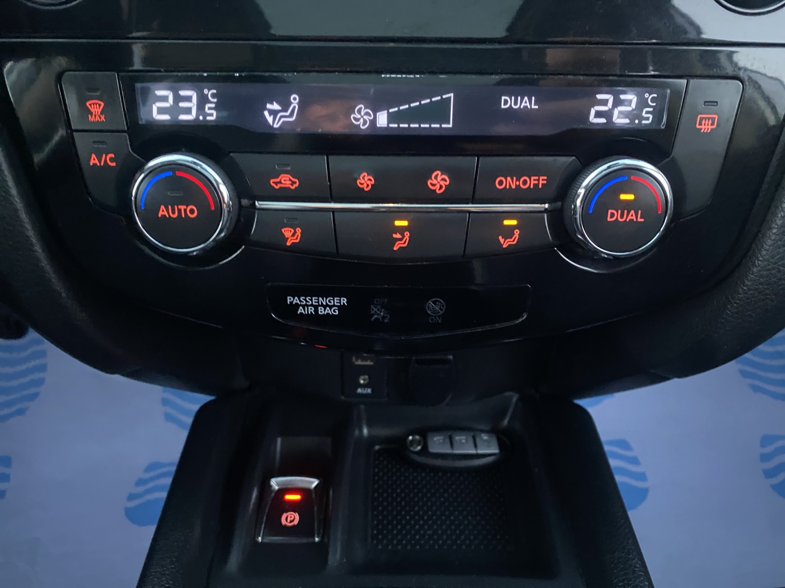 NISSAN X-Trail 1.6 dCi tekna ALL-MODE 4x4-image-14