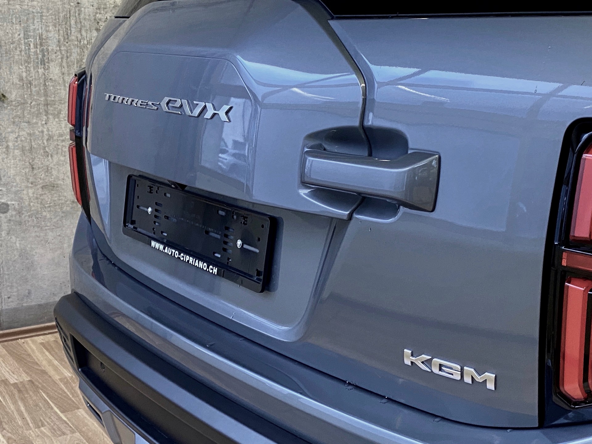 KGM-SsangYong Torres EVX*73 kWh*Swiss*Titanium*-image-27