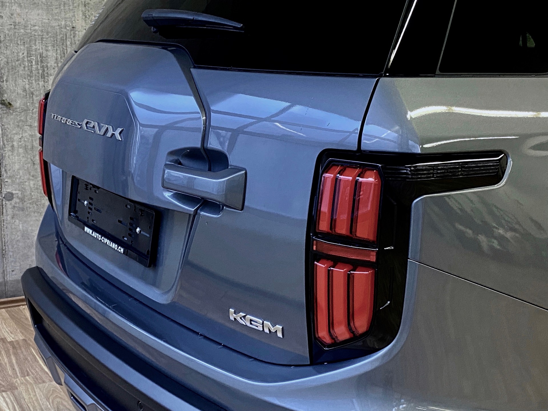 KGM-SsangYong Torres EVX*73 kWh*Swiss*Titanium*-image-26