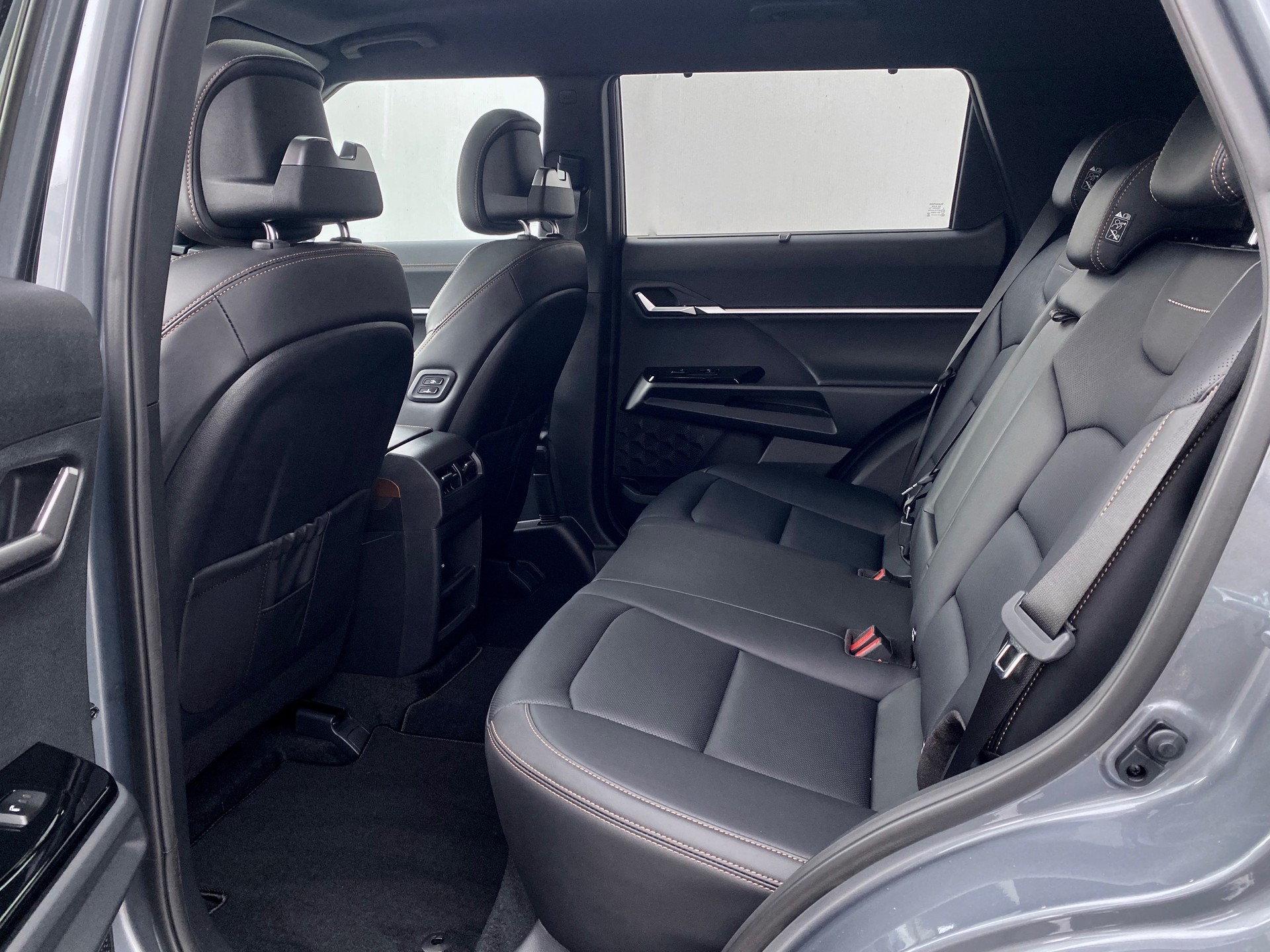 KGM-SsangYong Torres EVX*73 kWh*Swiss*Titanium*-image-6