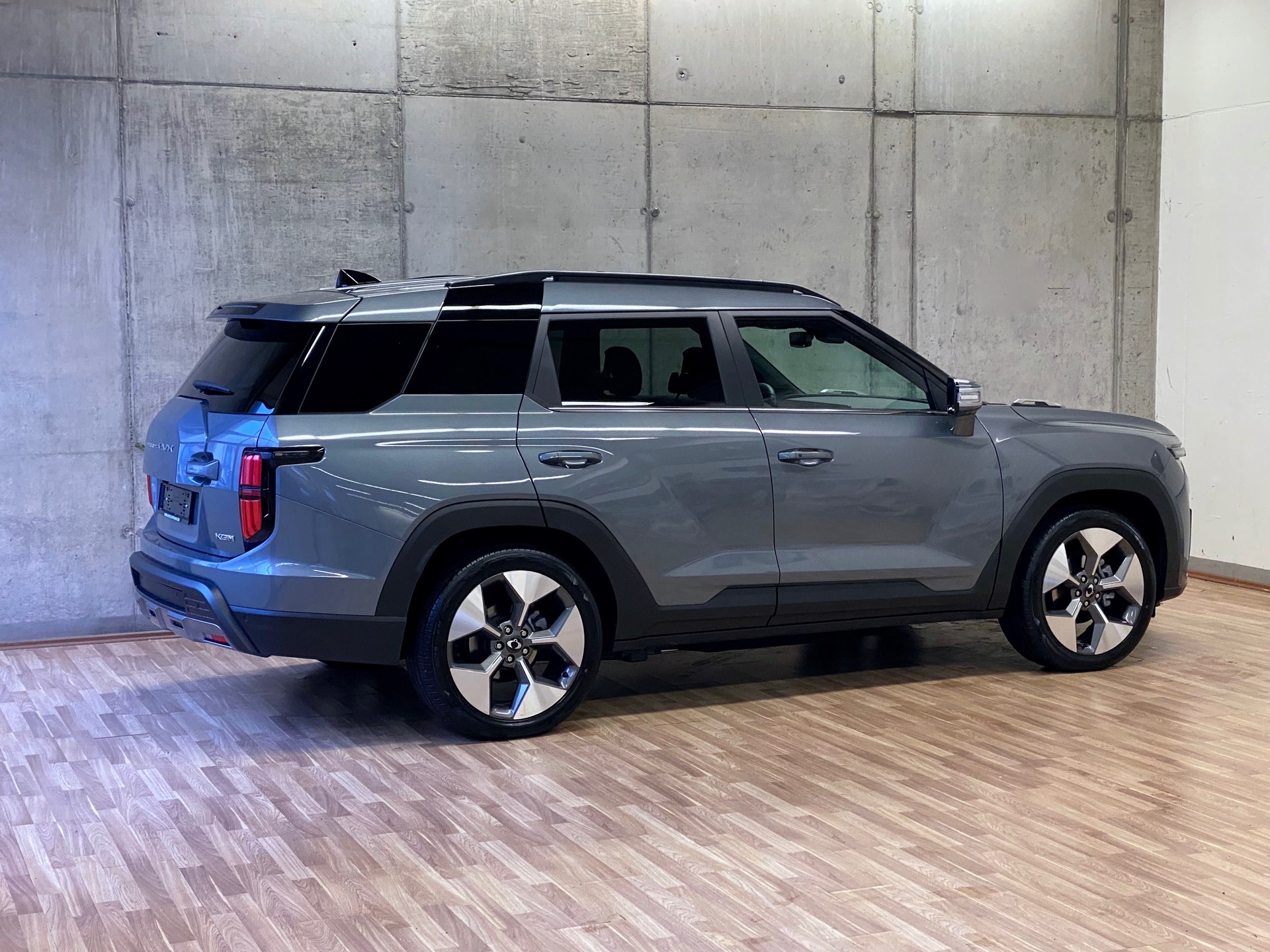 KGM-SsangYong Torres EVX*73 kWh*Swiss*Titanium*-image-2