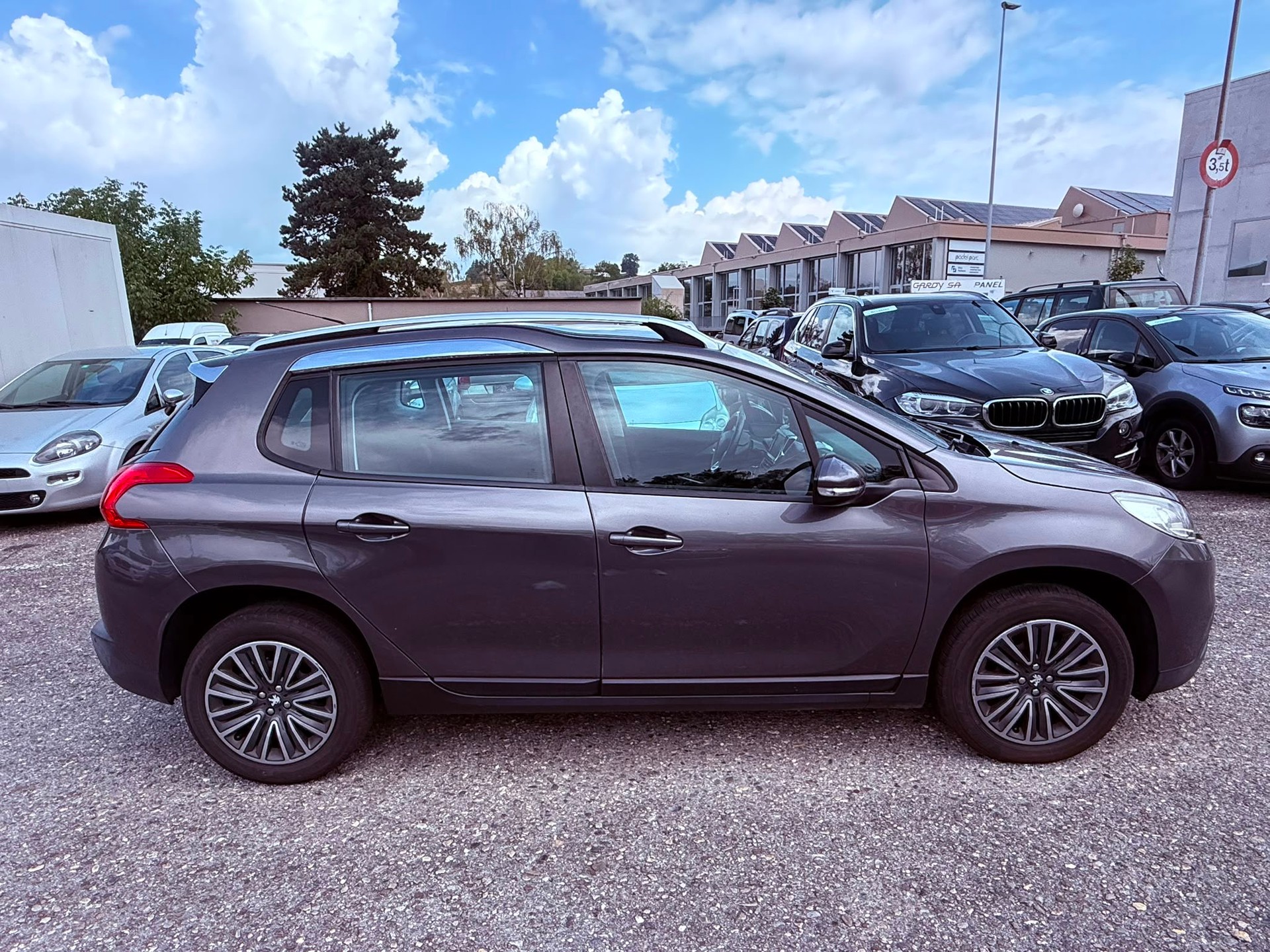 PEUGEOT 2008 1.6 VTI Active Automatic-image-3