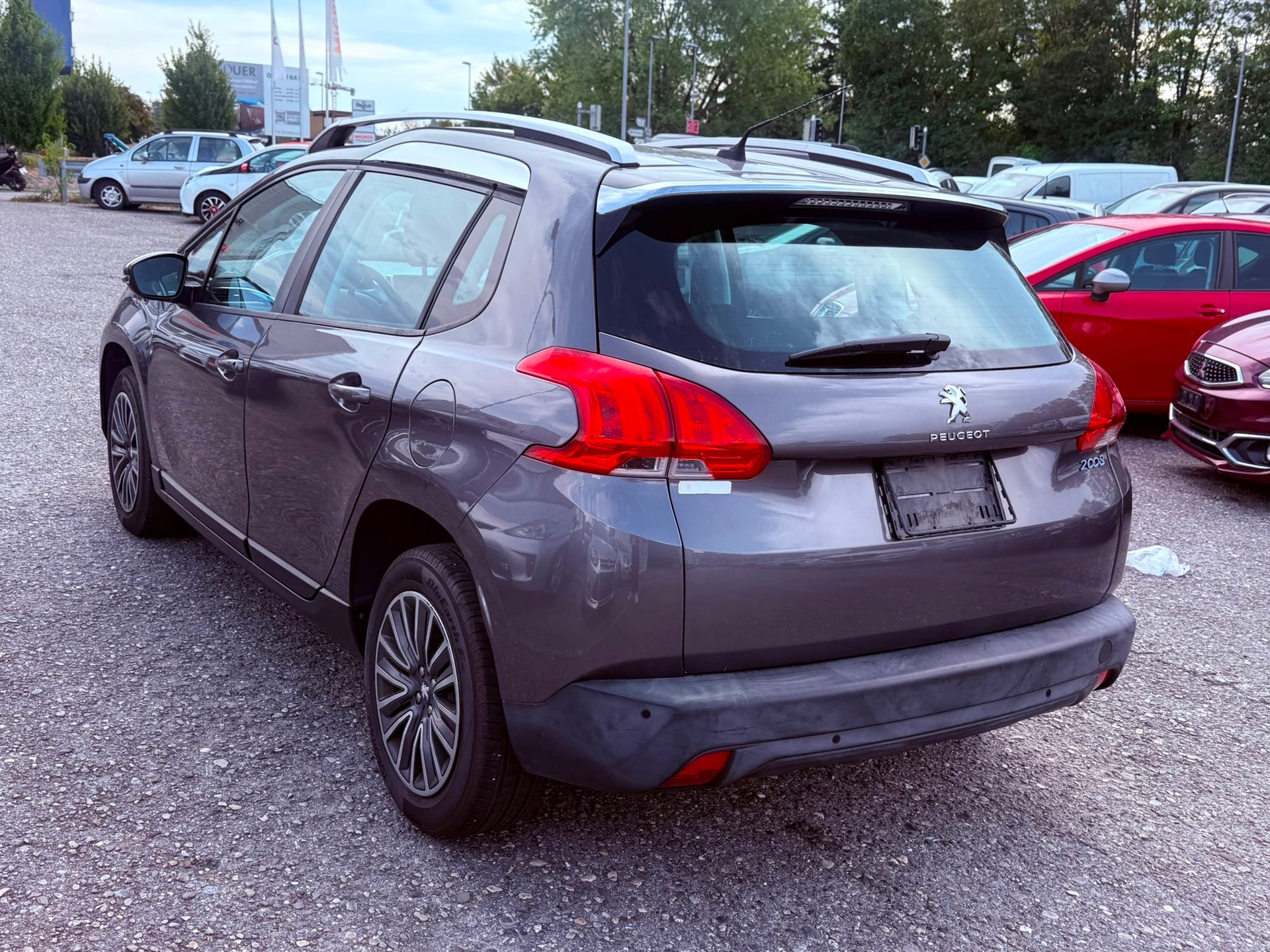 PEUGEOT 2008 1.6 VTI Active Automatic-image-6
