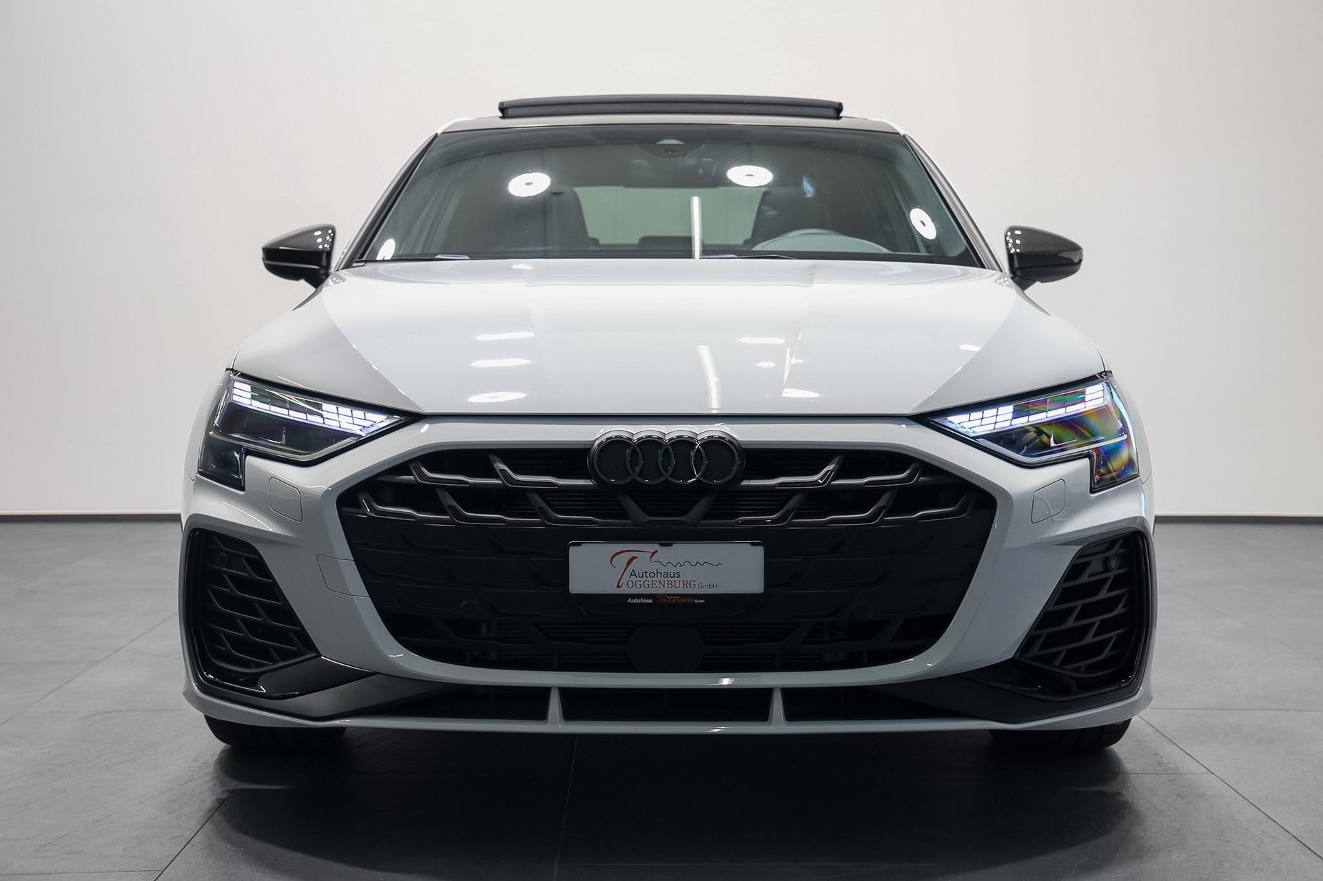 AUDI S3 Limousine TFSI quattro S-tronic *Akrapovic*Carbon Exterieur*-image-4