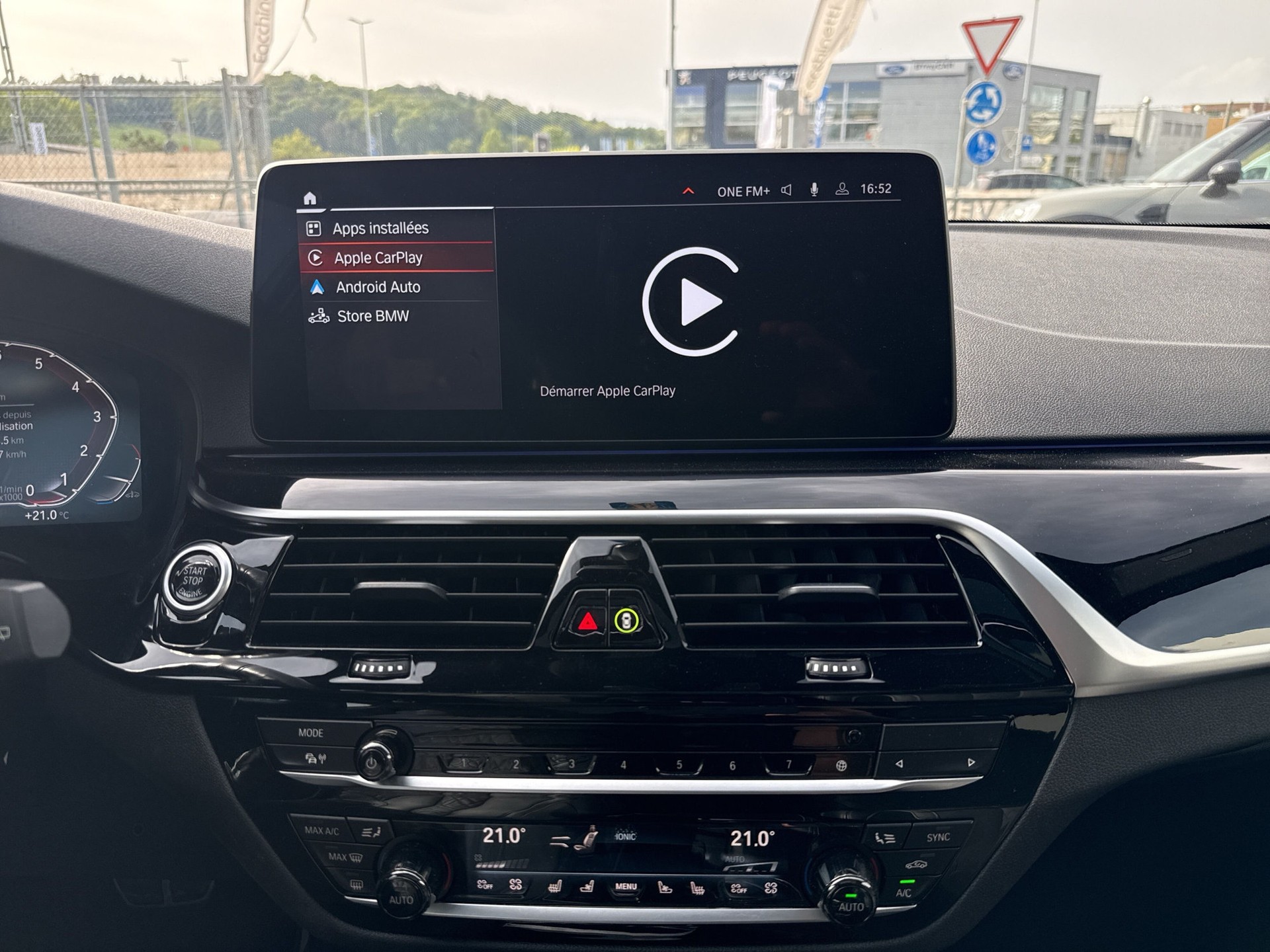 BMW 540i xDrive 48V Touring Pure M Sport Steptronic-image-10