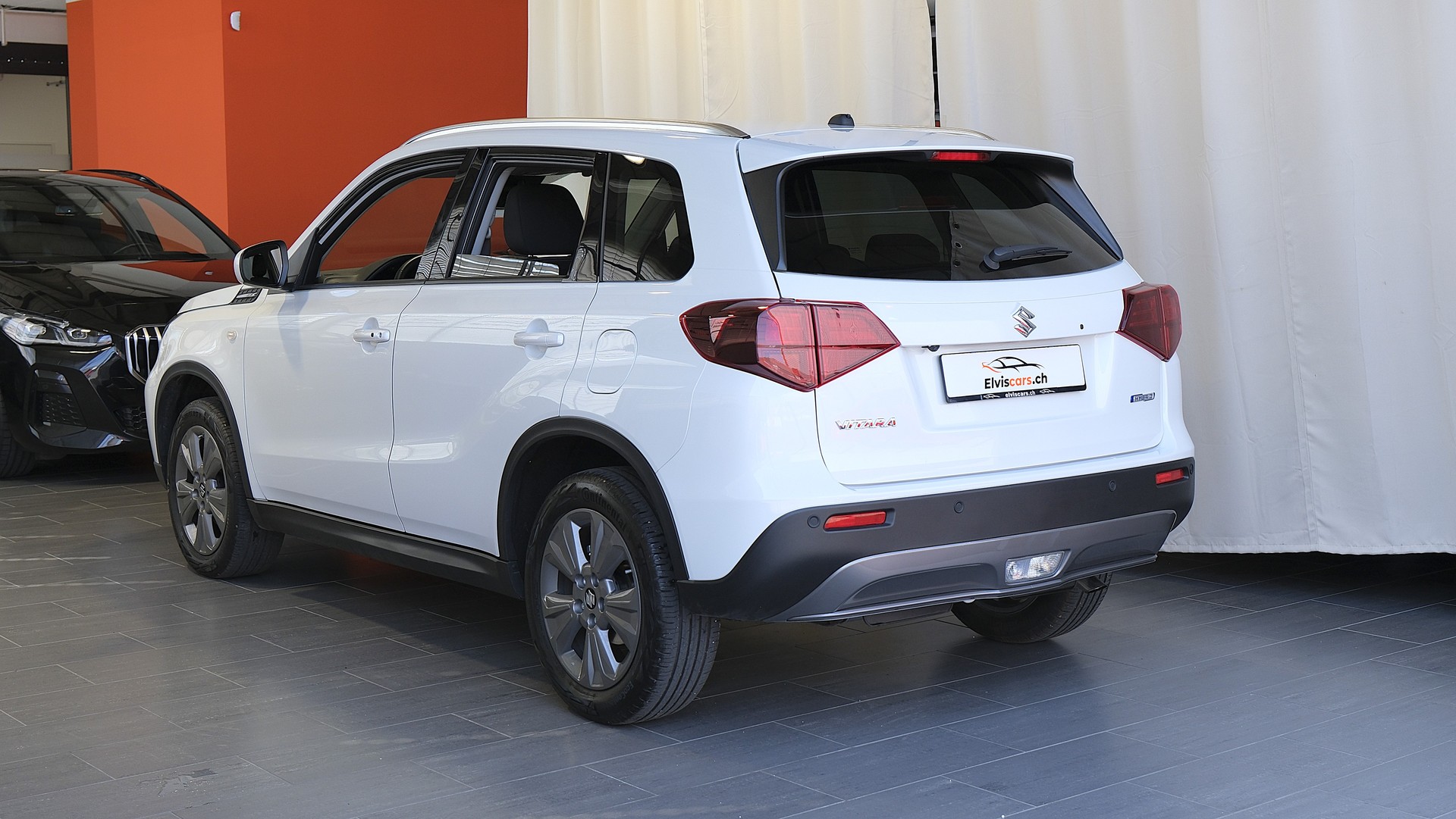SUZUKI Vitara 1.4 Boosterjet Compact + 4x4 Hybrid Automatic-image-11