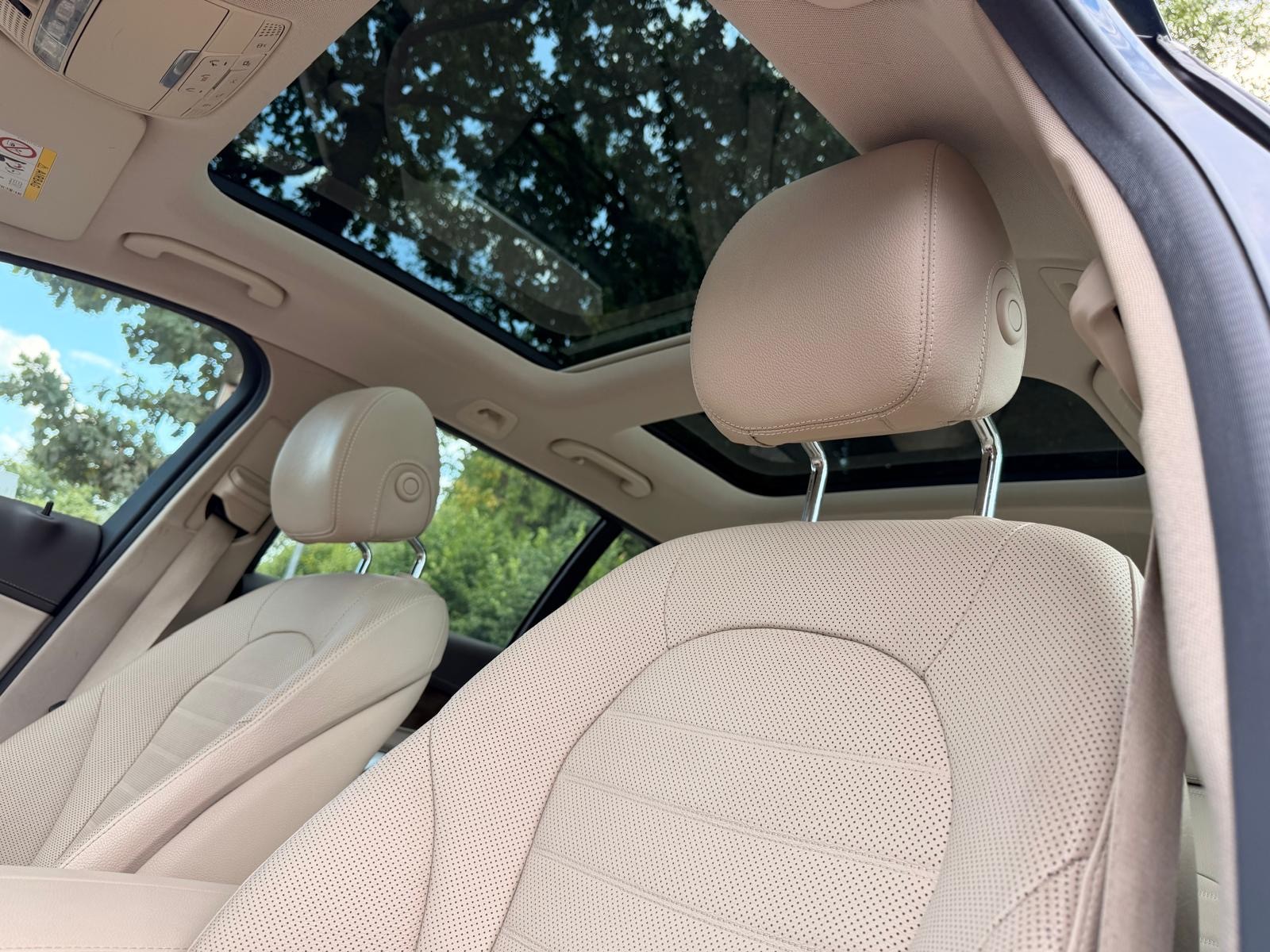MERCEDES-BENZ C 400 Avantgarde 4Matic 7G-Tronic-image-14