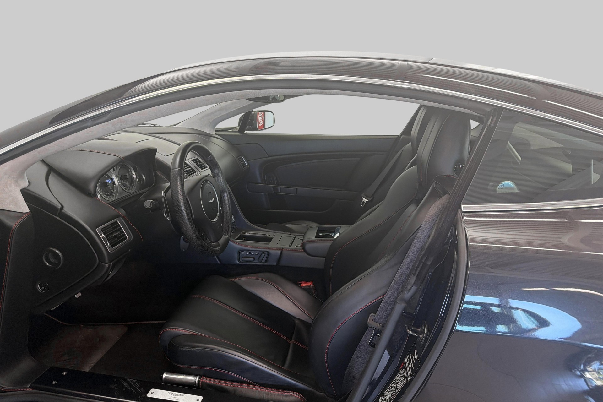 ASTON MARTIN V8 Vantage 4.3 Sportshift-image-7
