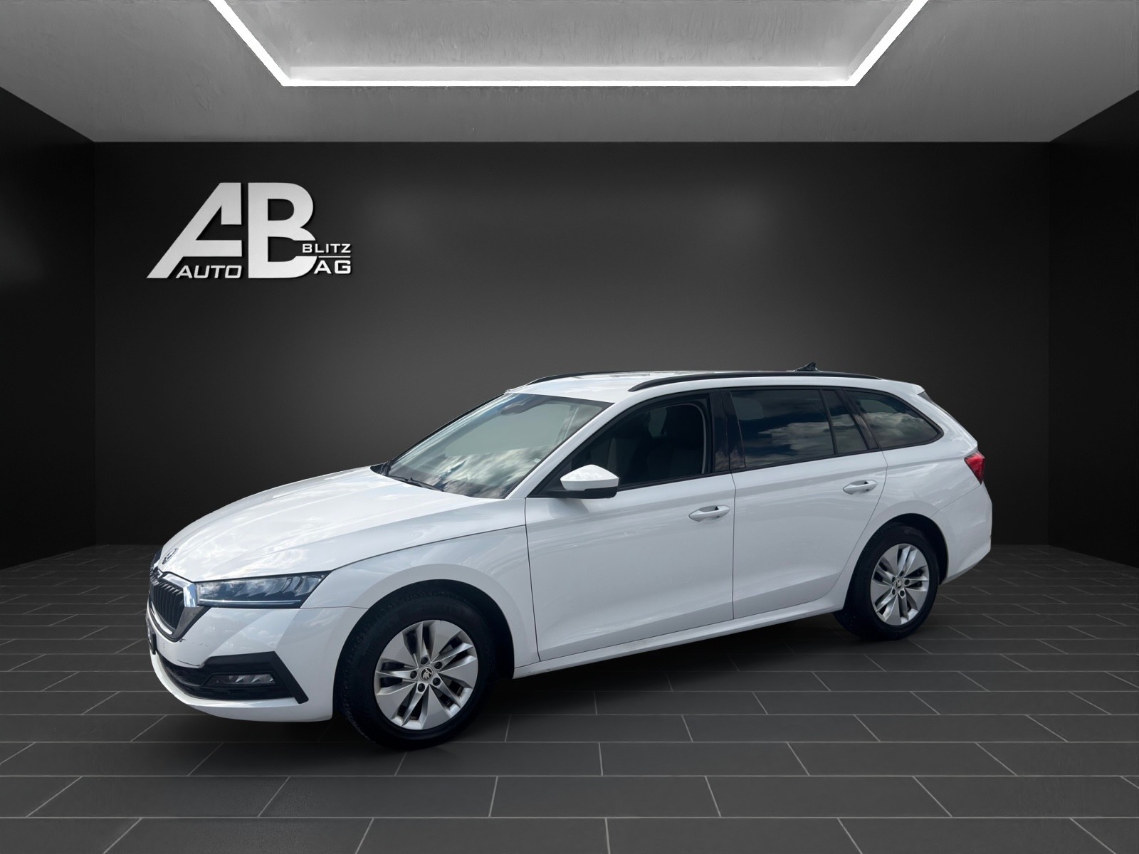 SKODA Octavia Combi 2.0 TDI DSG Ambition 4x4 mit 150 PS-image-1