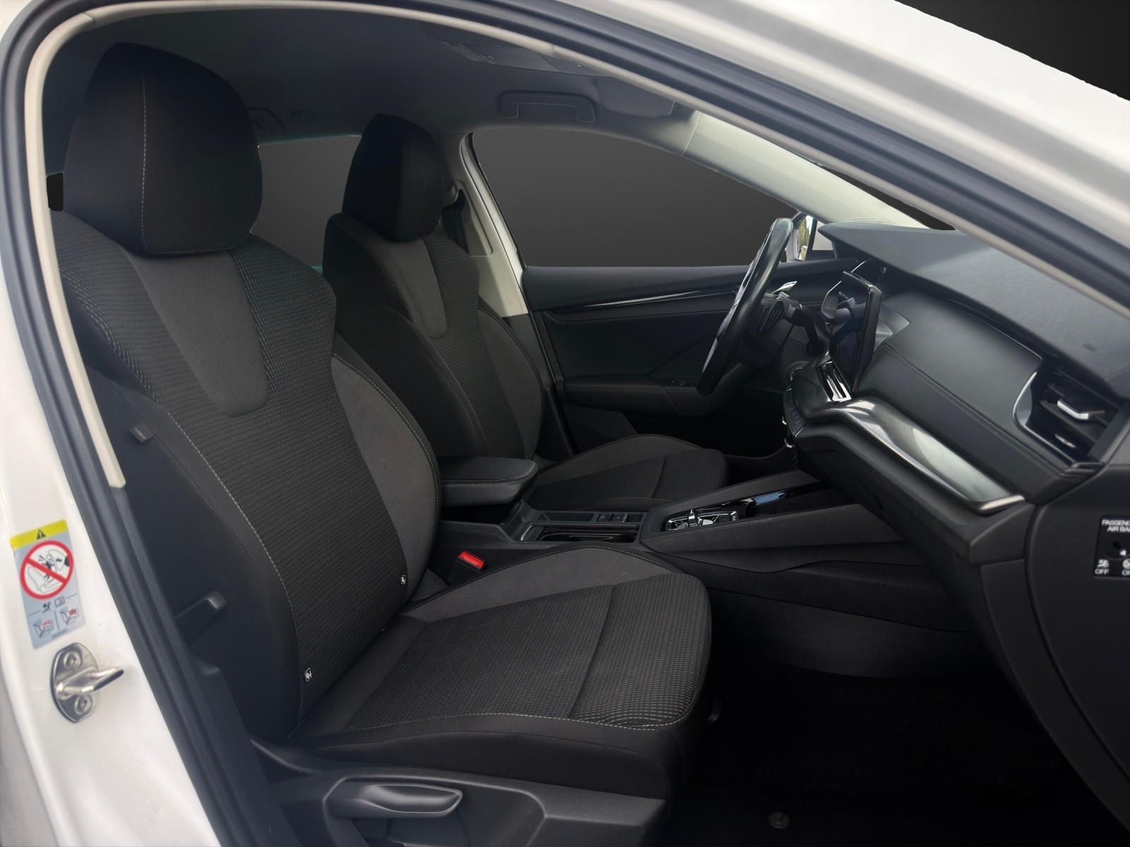 SKODA Octavia Combi 2.0 TDI DSG Ambition 4x4 mit 150 PS-image-8