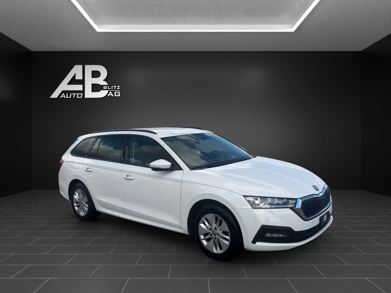 SKODA Octavia Combi 2.0 TDI DSG Ambition 4x4 mit 150 PS-image-5