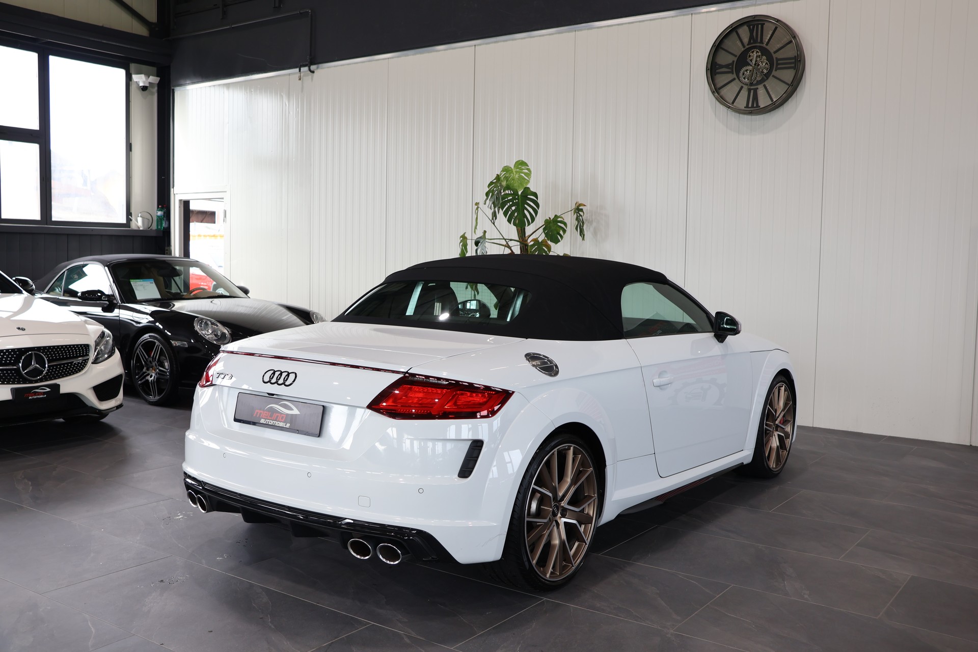 AUDI TT Roadster TTS S-tronic quattro-image-10
