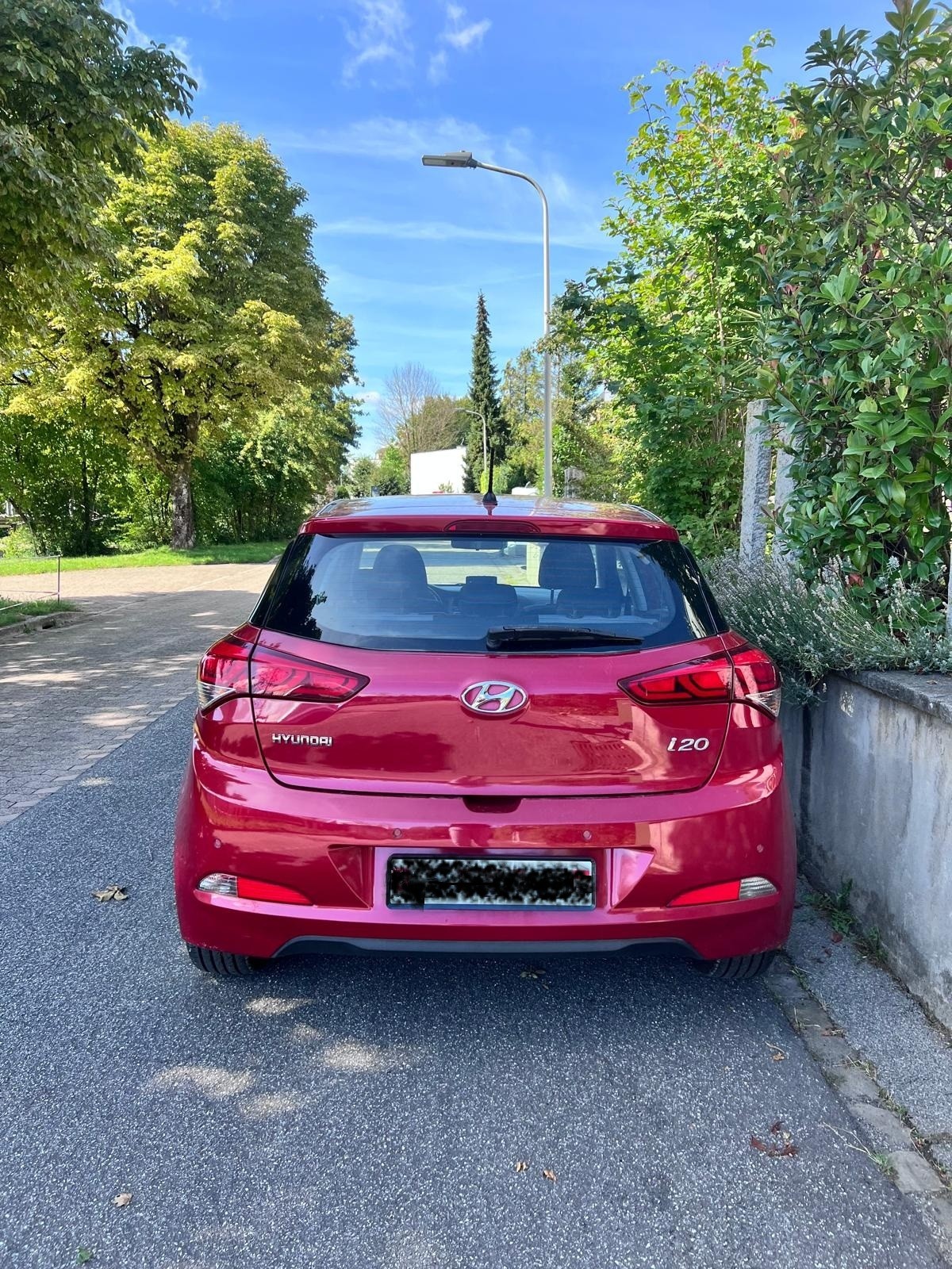 HYUNDAI 1.4 Amplia-image-1