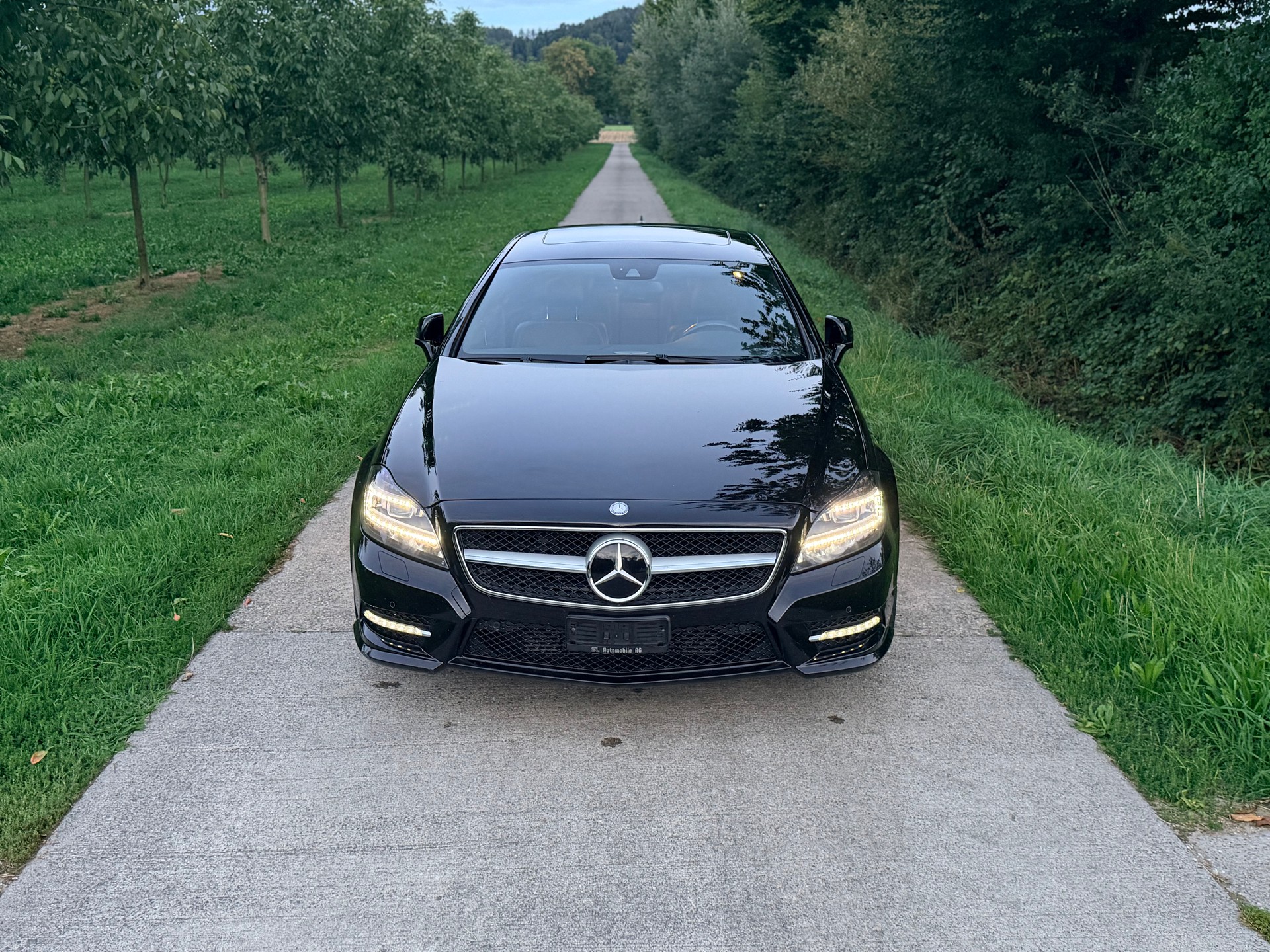 MERCEDES-BENZ CLS 350 CDI BlueEF 4matic-image-3