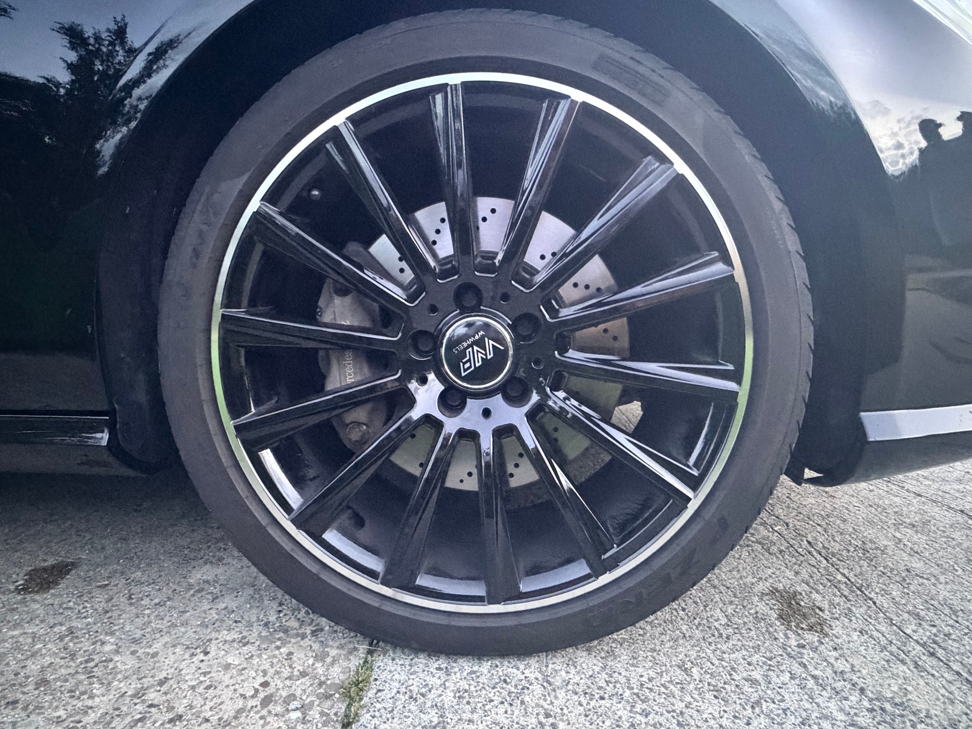 MERCEDES-BENZ CLS 350 CDI BlueEF 4matic-image-10