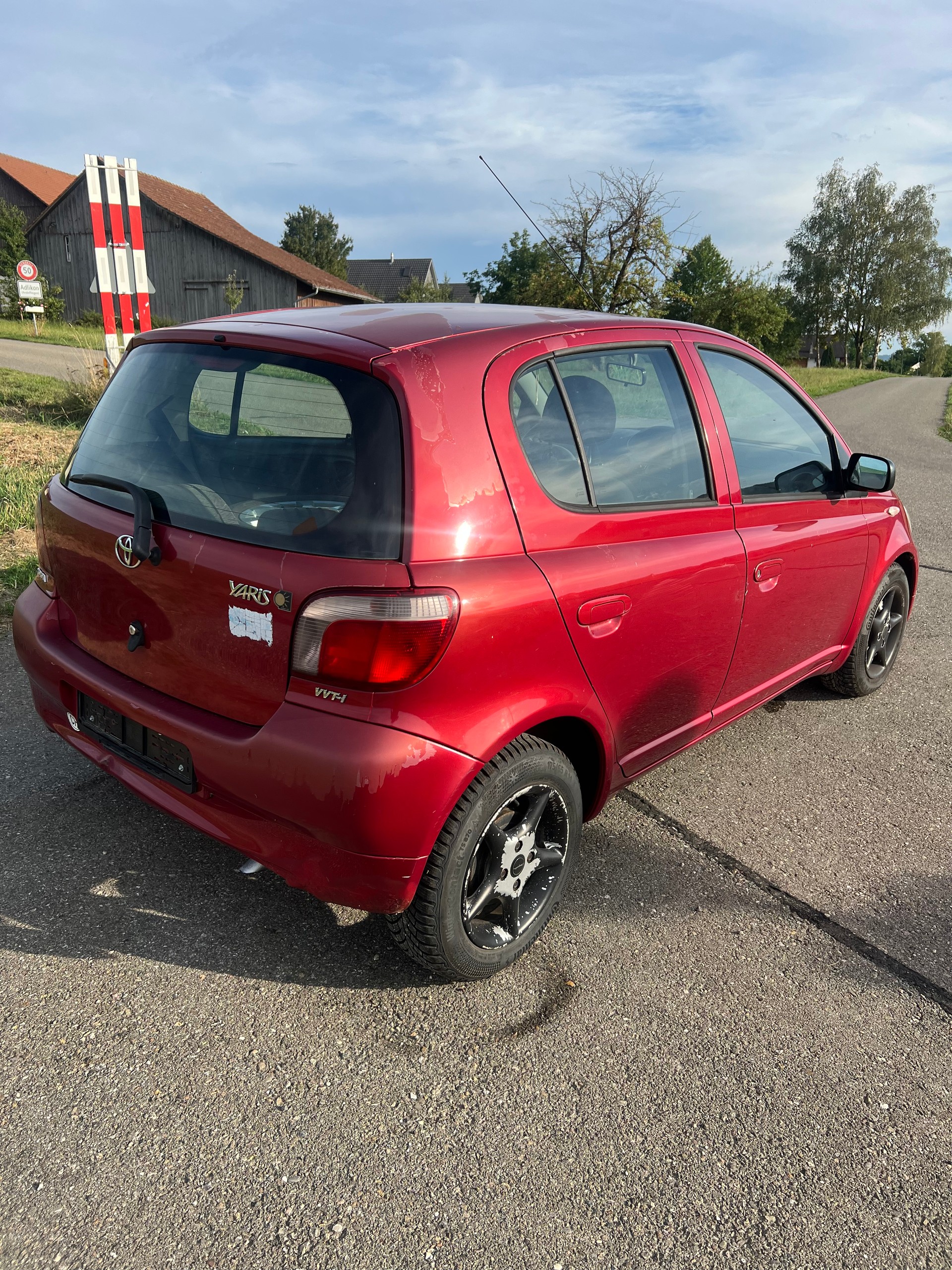 TOYOTA Yaris 1.3 Linea Sol-image-6