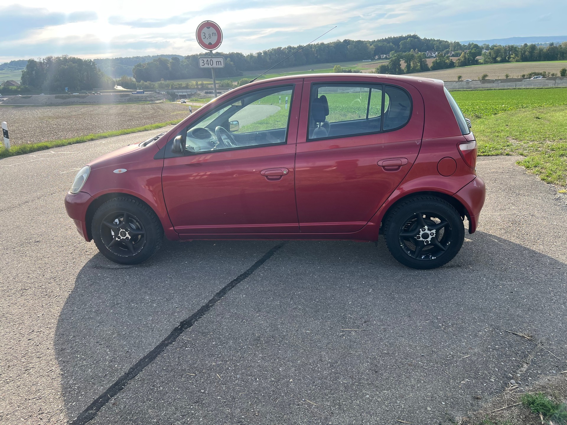 TOYOTA Yaris 1.3 Linea Sol-image-8