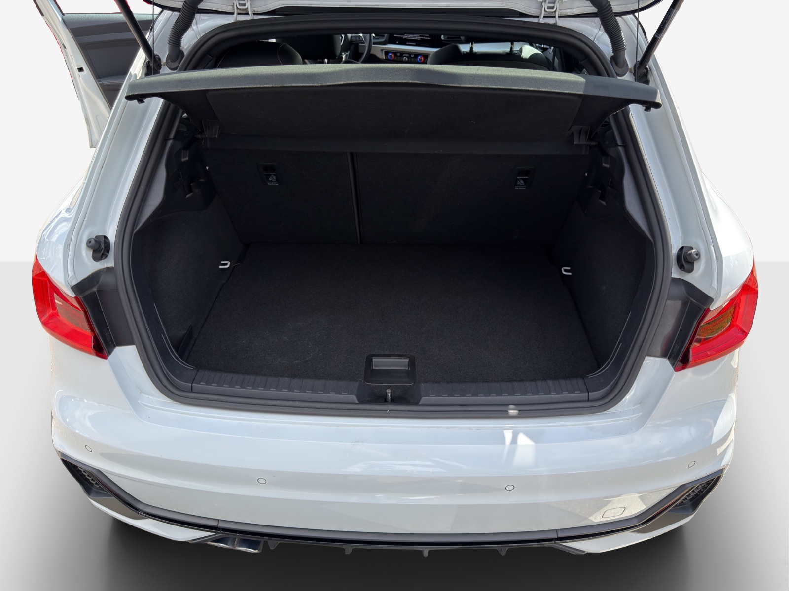 AUDI A1 Sportback 40 TFSI S Line S-tronic-image-12
