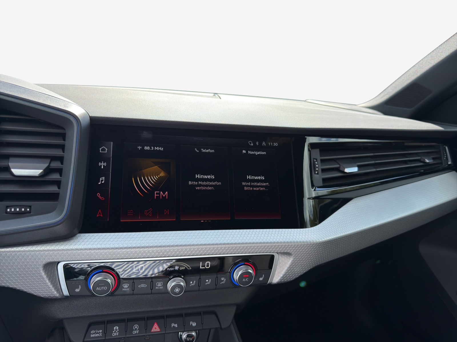 AUDI A1 Sportback 40 TFSI S Line S-tronic-image-10