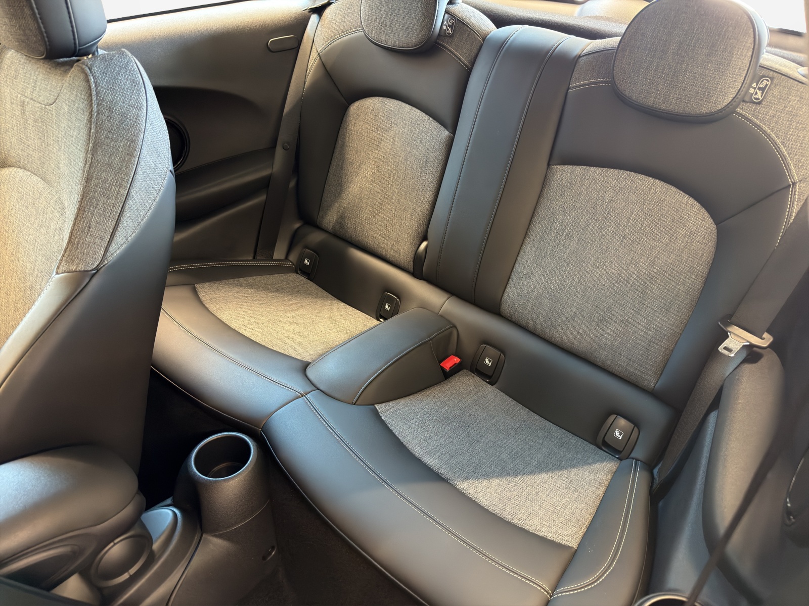 MINI Cooper SE-image-11
