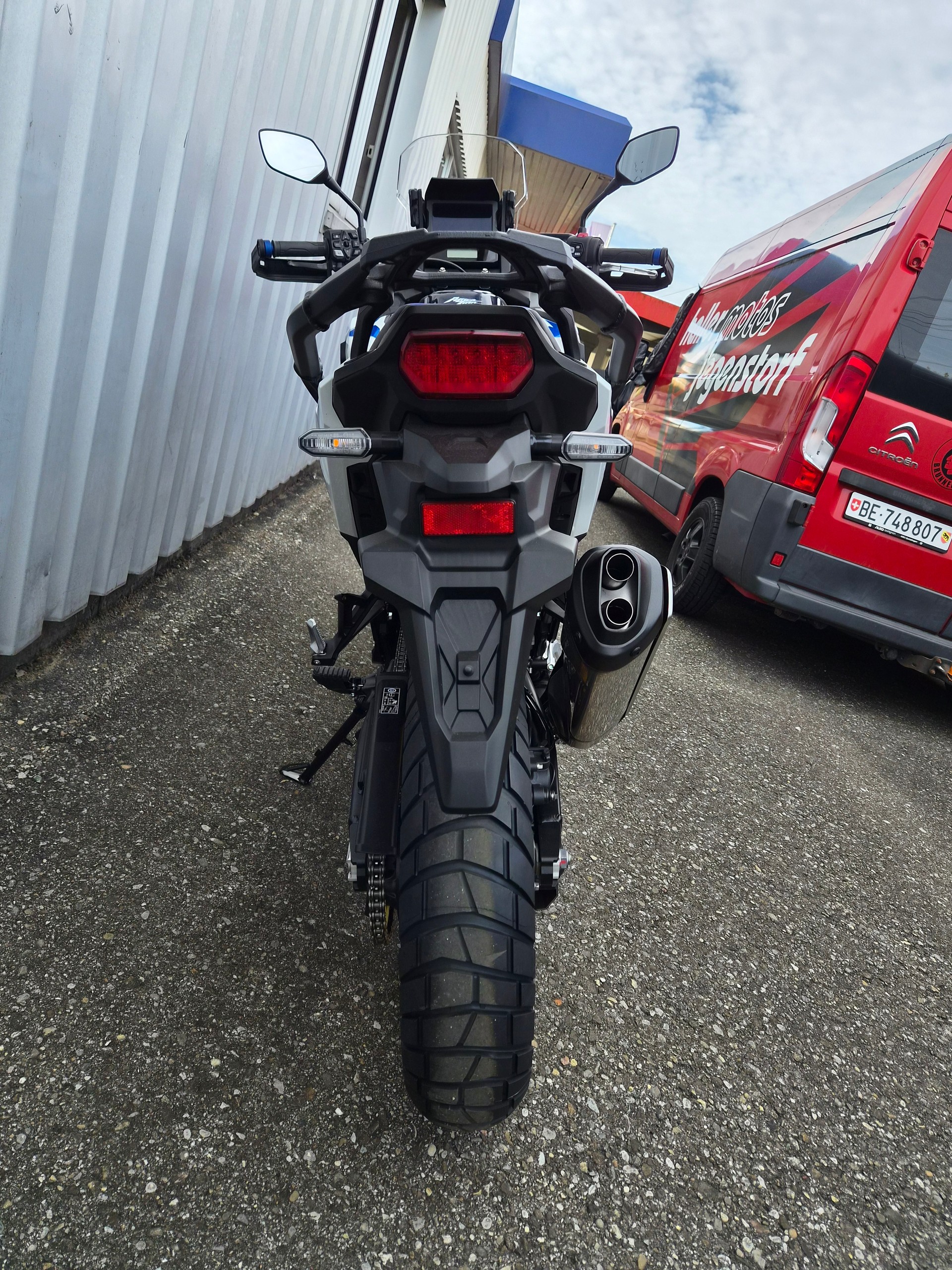 HONDA CRF 1100 DCT Africa Twin-image-6