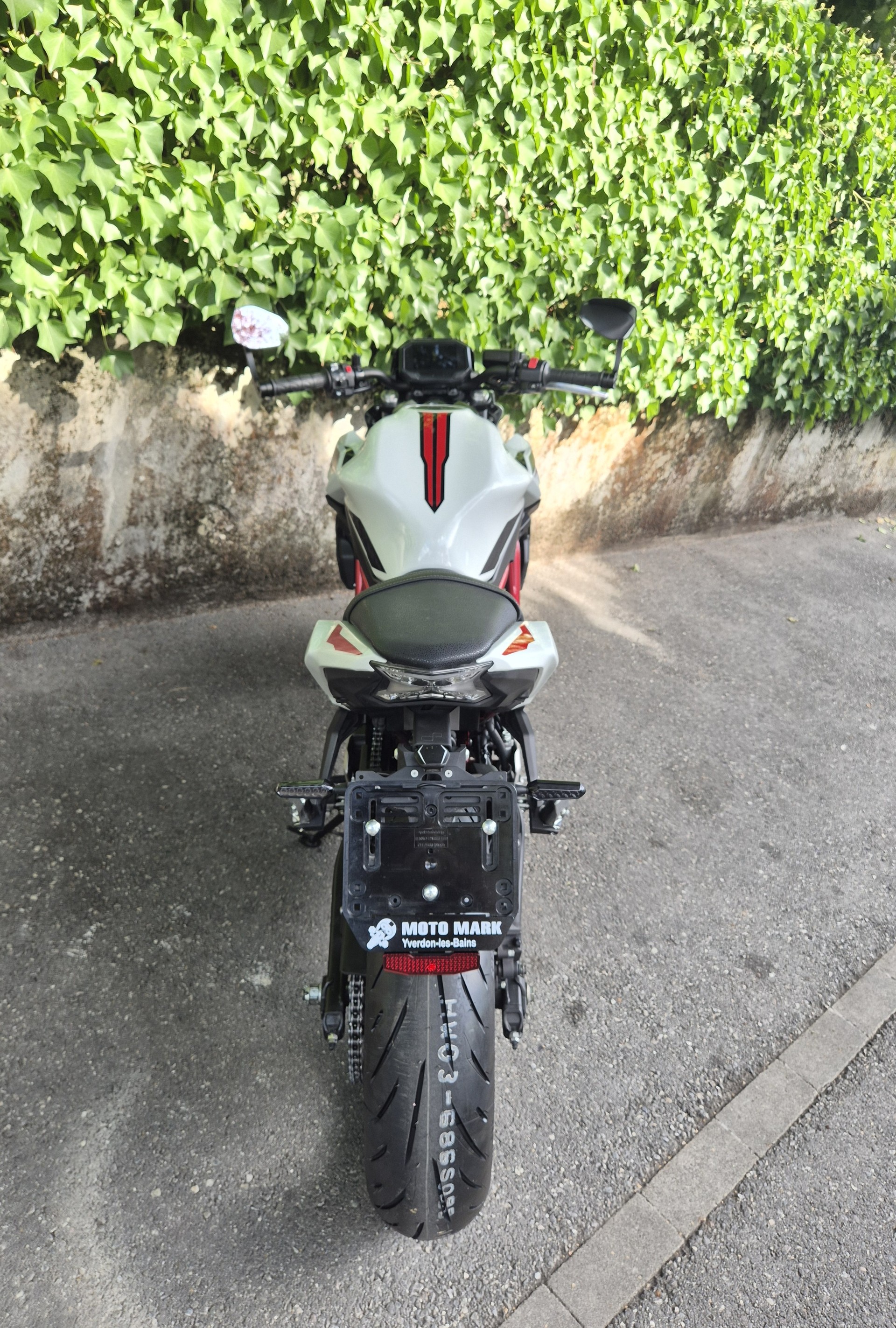 KAWASAKI Z 650 (35kW)-image-7