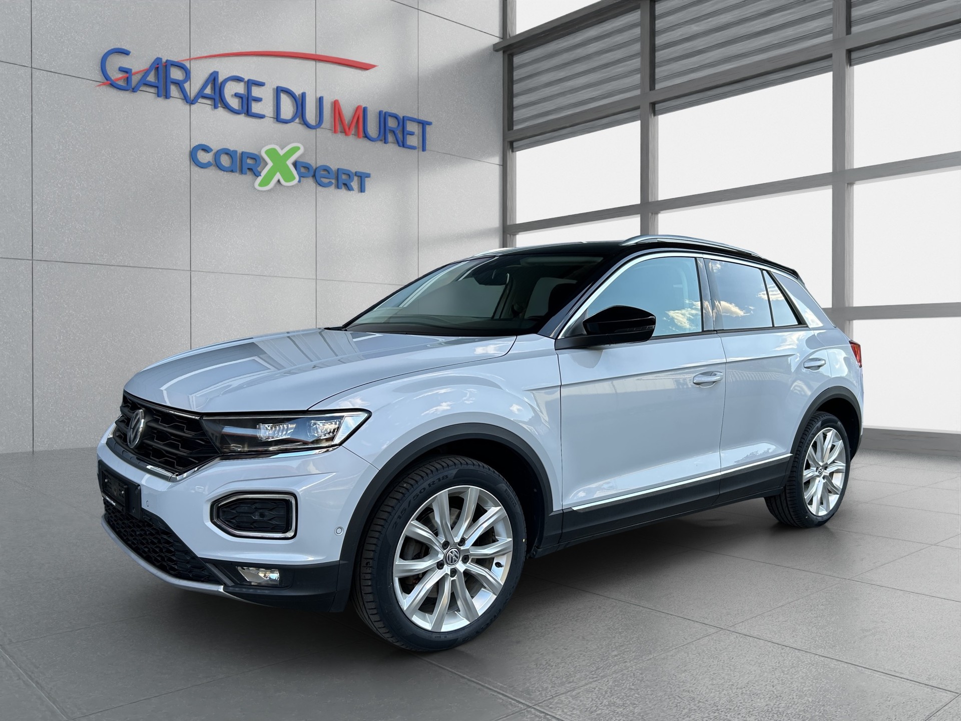 VW T-Roc 2.0 TSI Advance DSG 4Motion-image-0