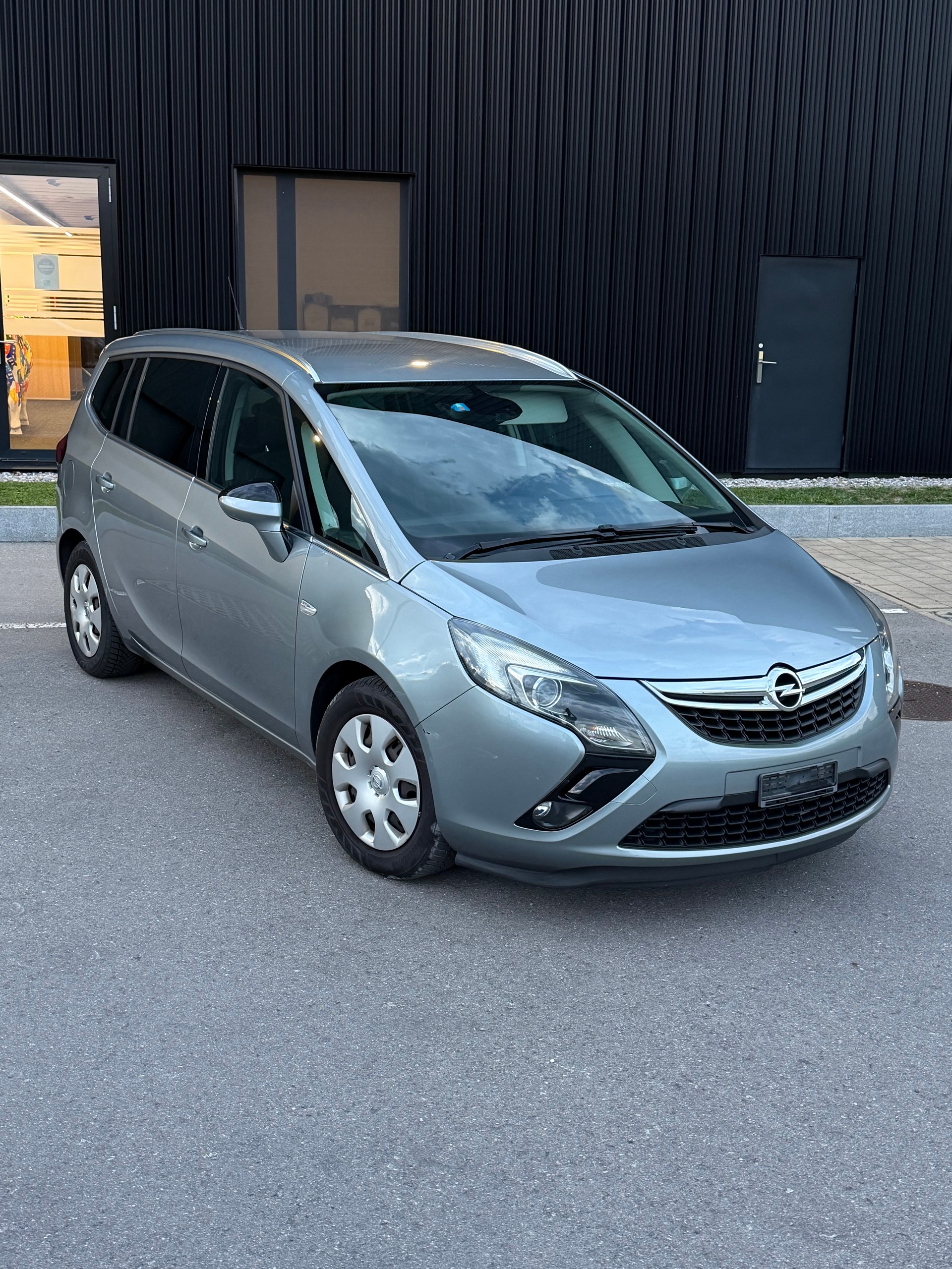 OPEL Zafira Tourer 1.4i 16V Turbo-image-11