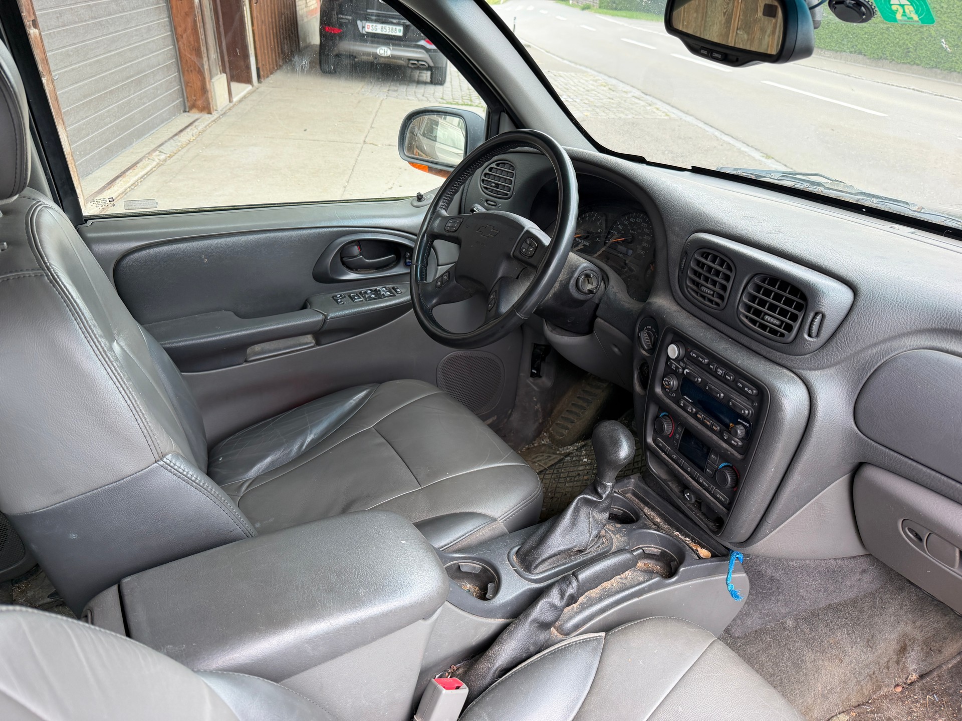 CHEVROLET TrailBlazer 4.2 LT Premium-image-9