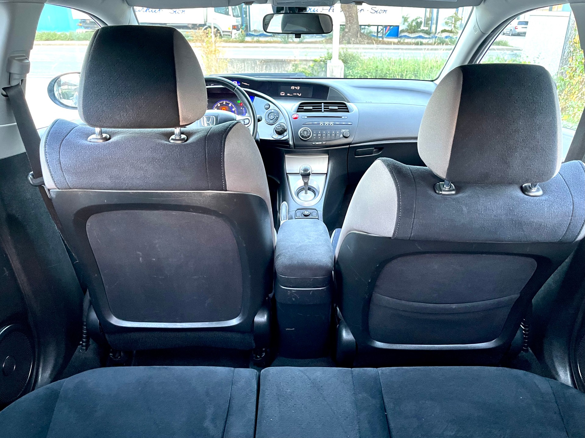HONDA Civic 1.8i Sport-image-27