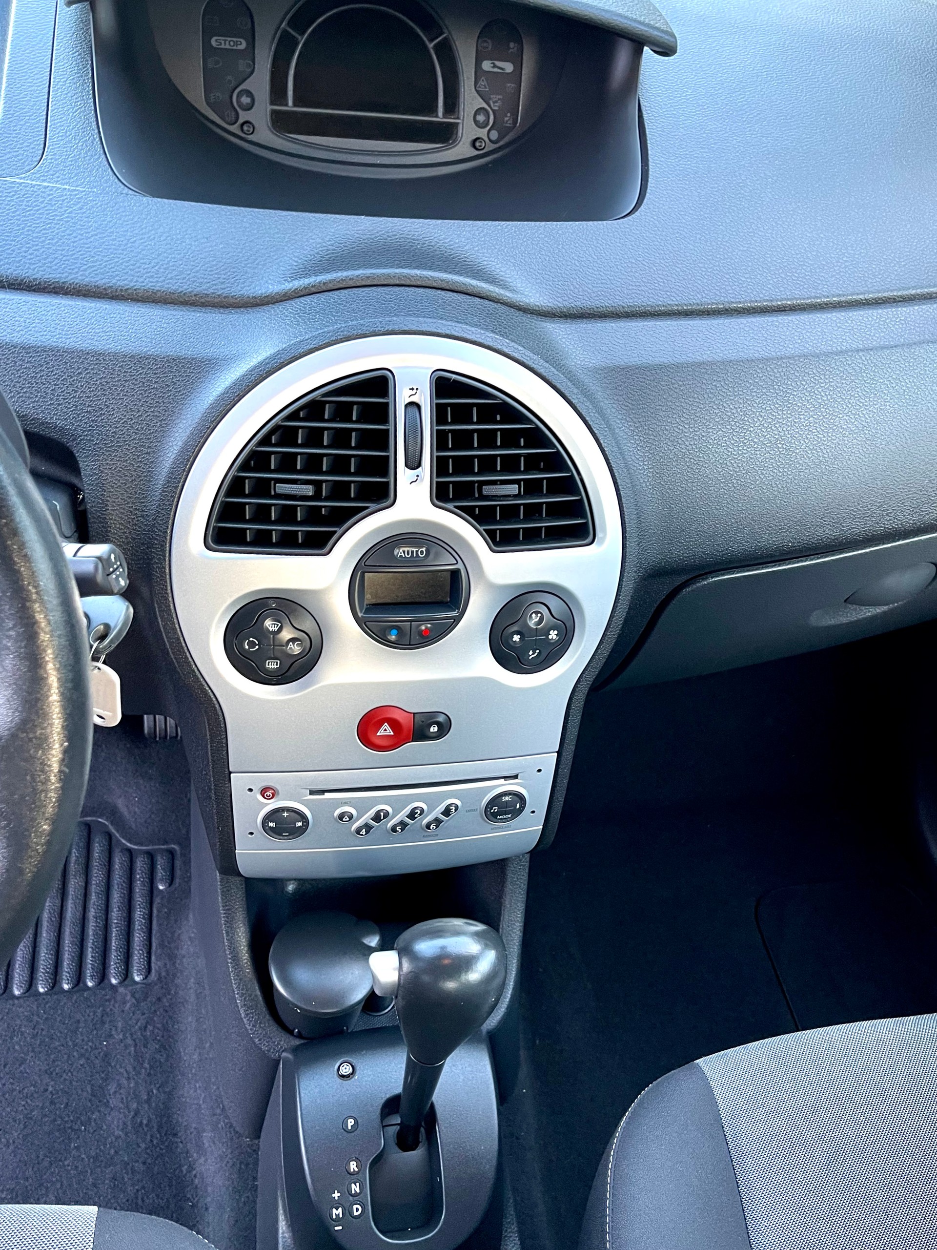 HONDA Civic 1.8i Sport-image-18