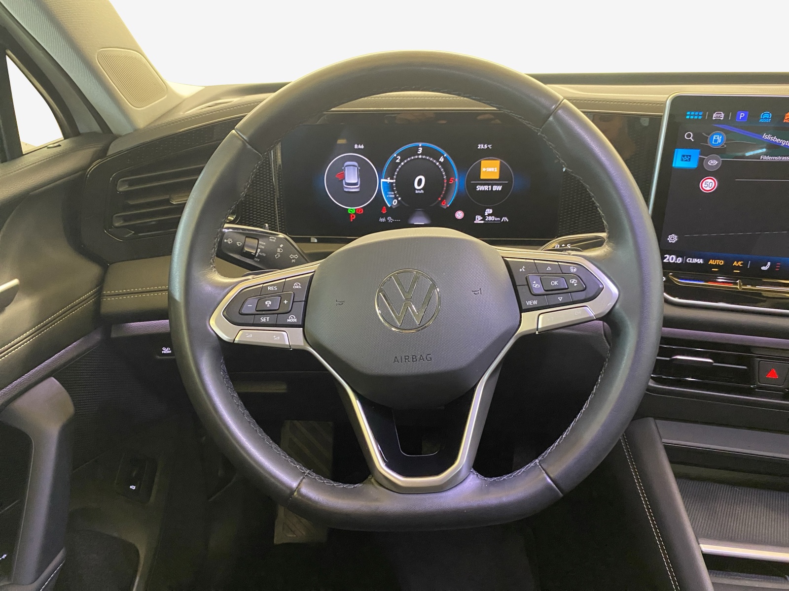 VW Tiguan 2.0 TDI SCR Life DSG-image-9
