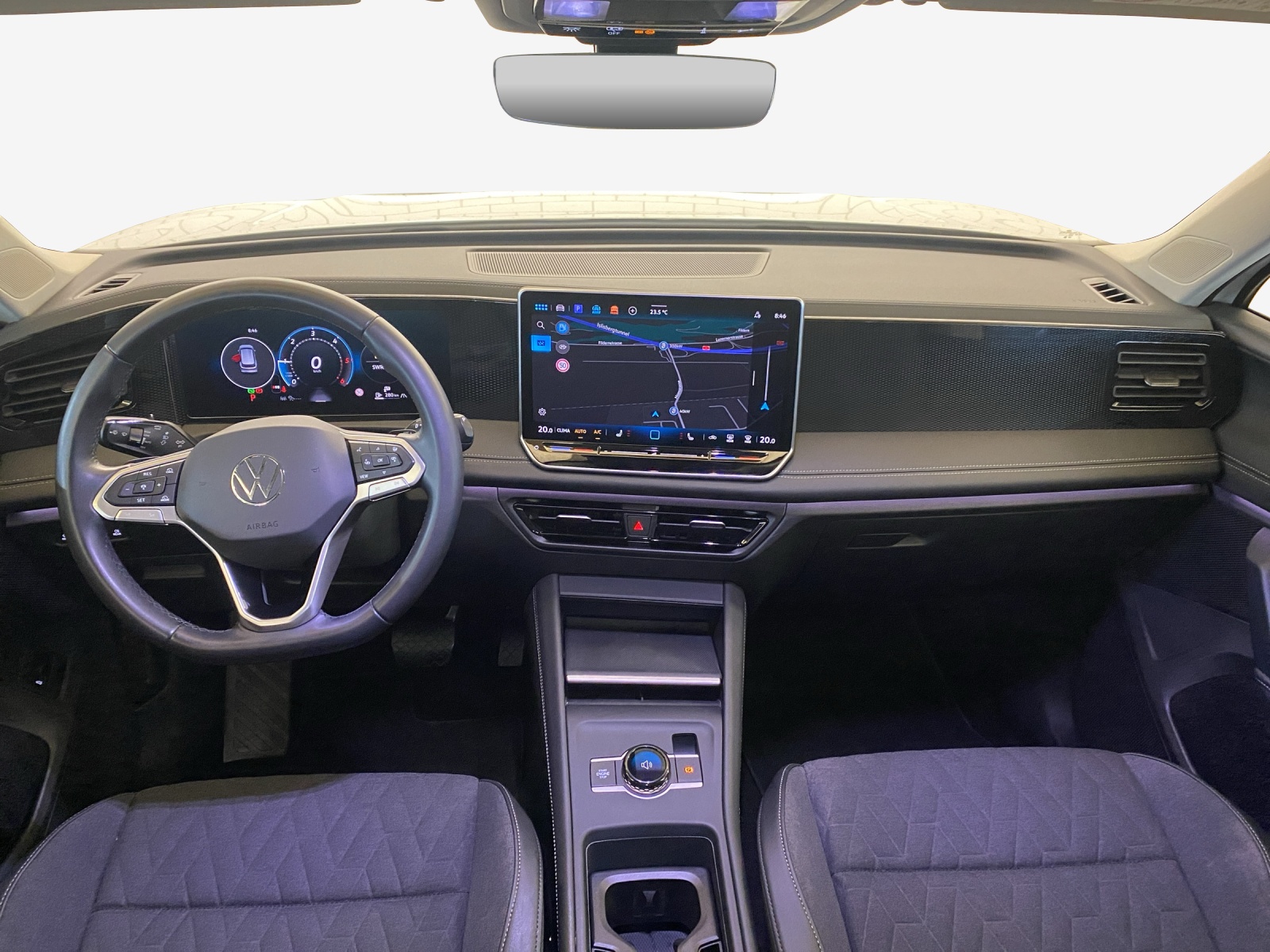 VW Tiguan 2.0 TDI SCR Life DSG-image-8