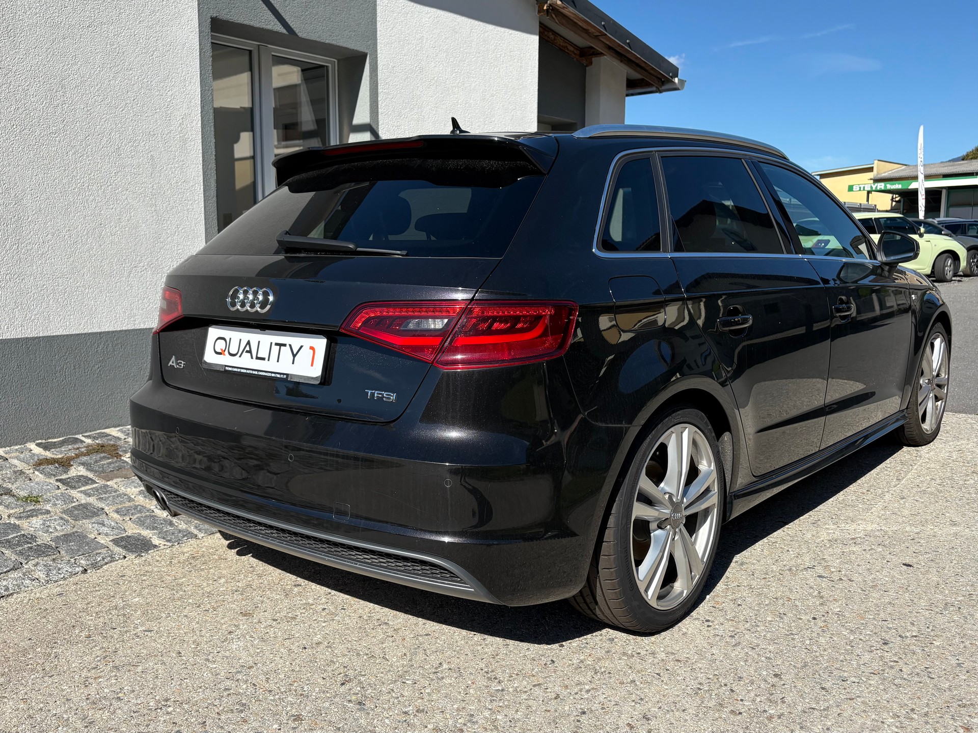 AUDI A3 Sportback 1.8 TFSI Ambition S-tronic-image-3