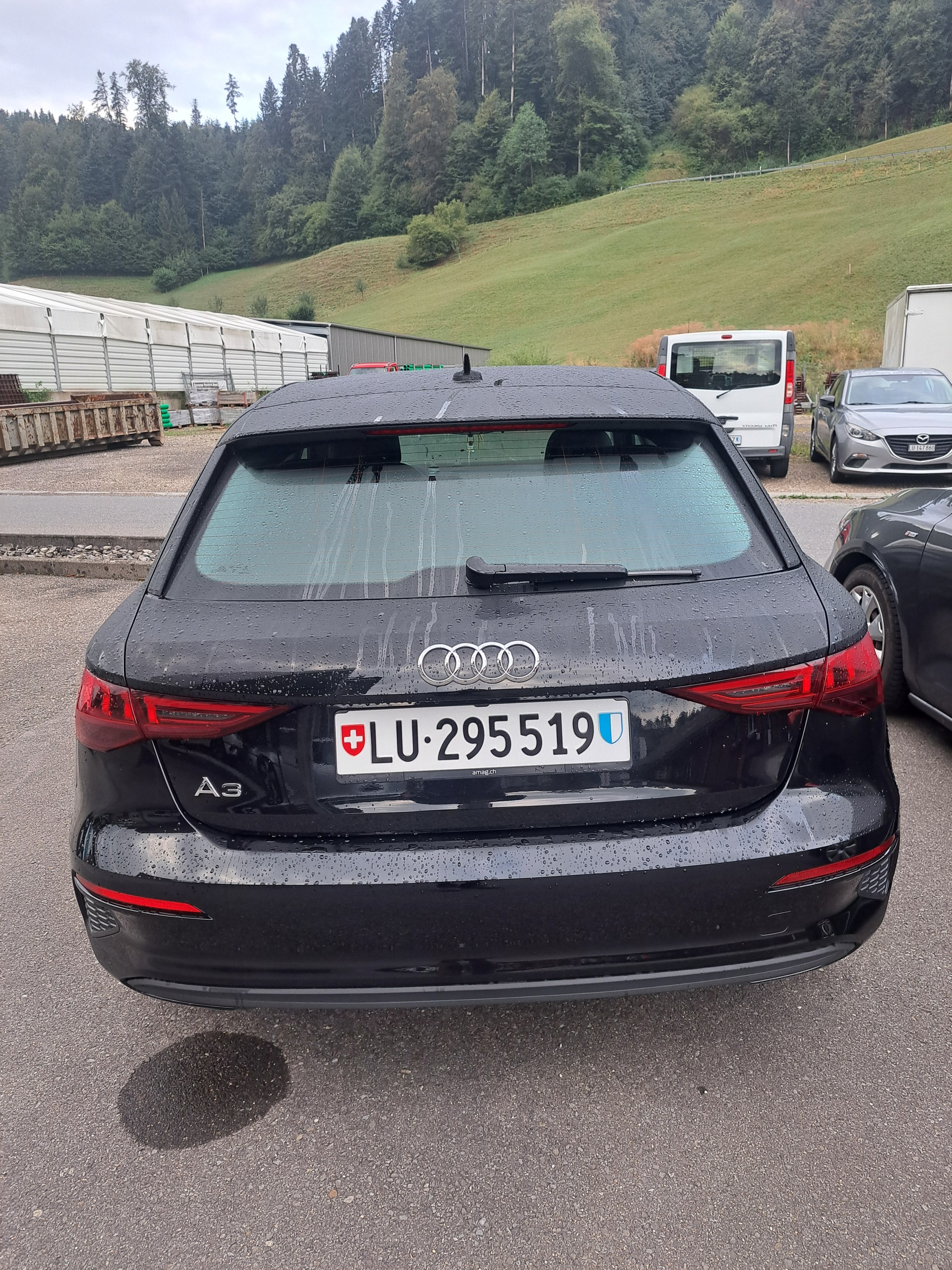AUDI 1.5 35 TFSI Attraction S-Tronic-image-3