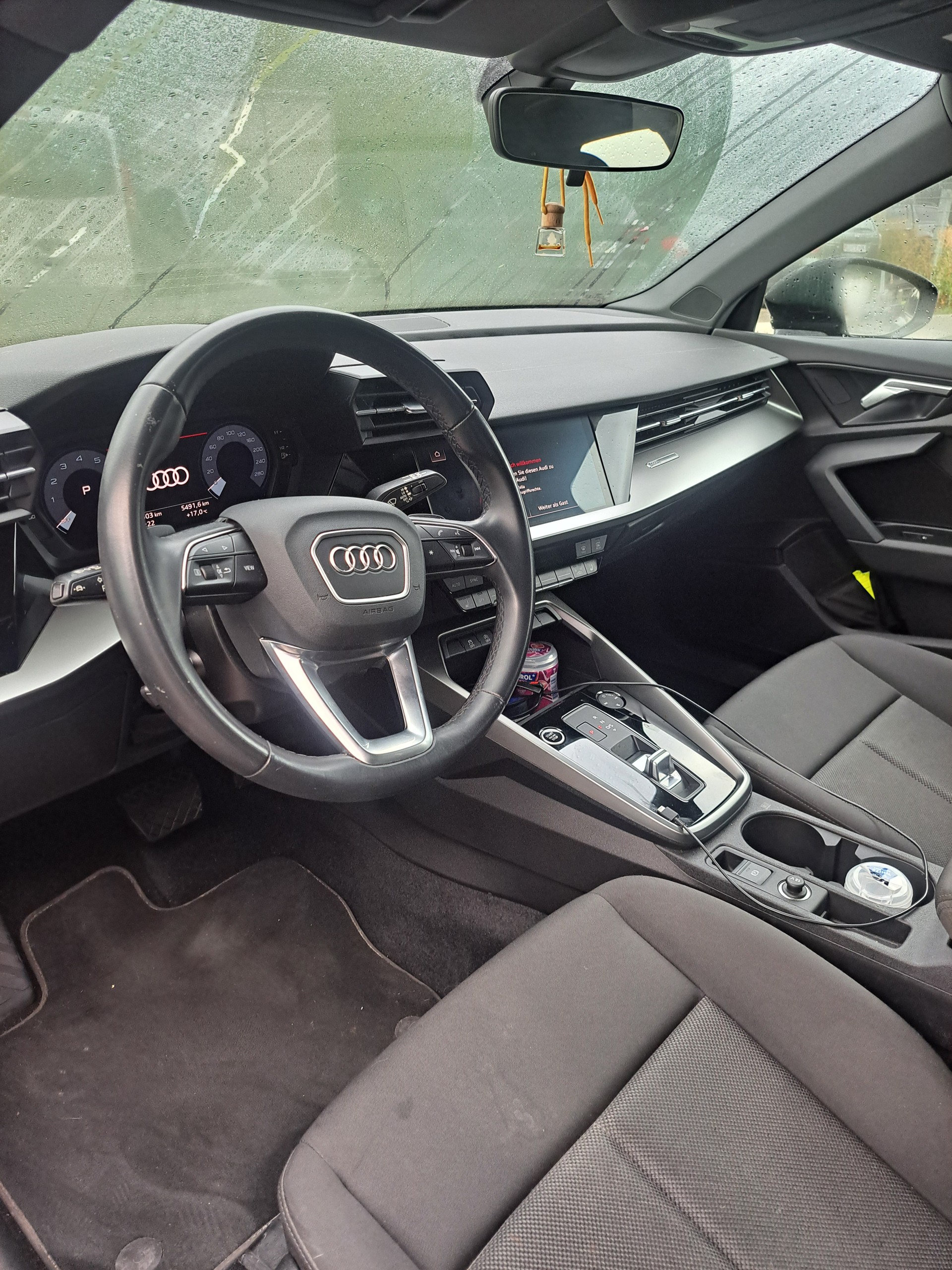 AUDI 1.5 35 TFSI Attraction S-Tronic-image-5