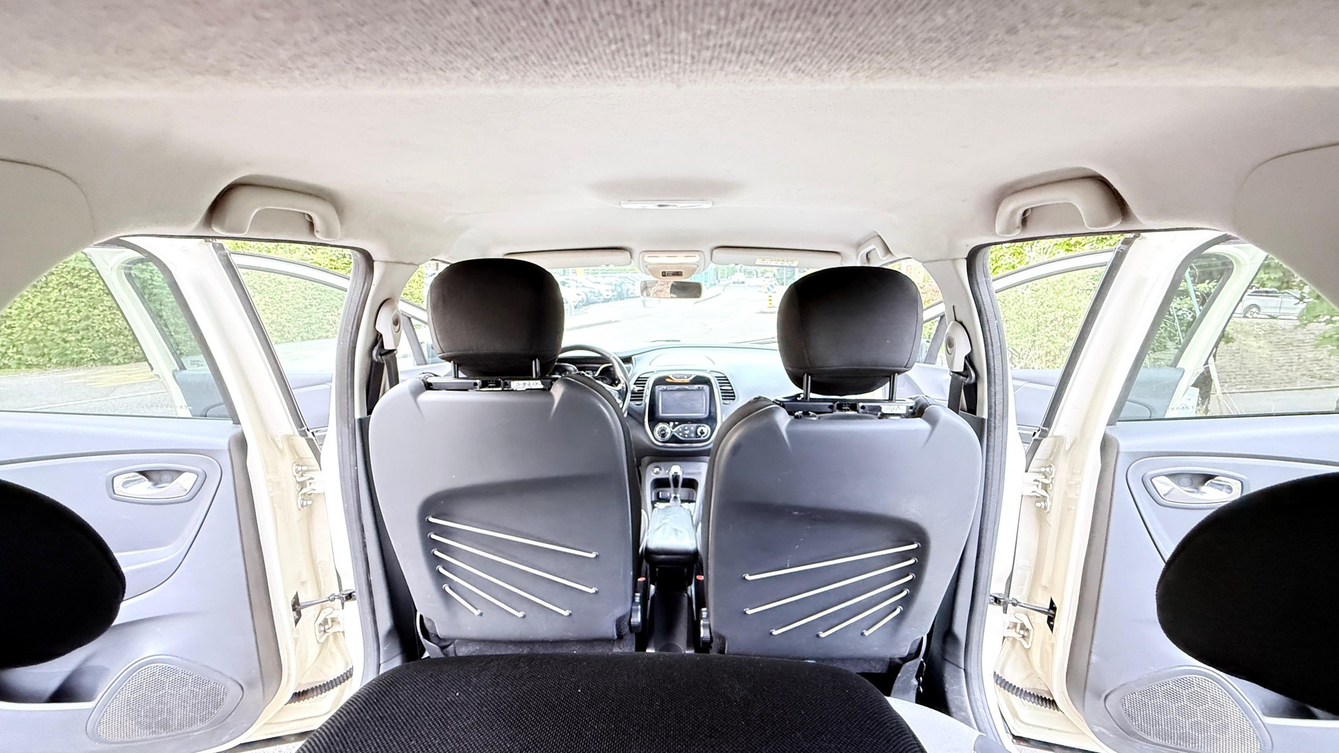 RENAULT Captur 1.5 dCi Dynamique EDC 2014-image-6