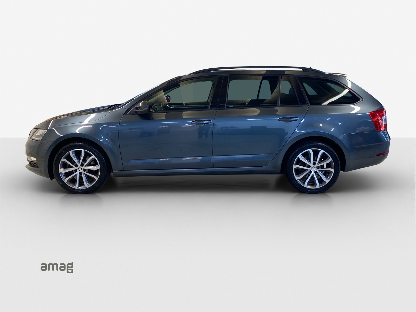 SKODA Octavia Combi 2.0 TDI Soleil 4x4 DSG-image-1