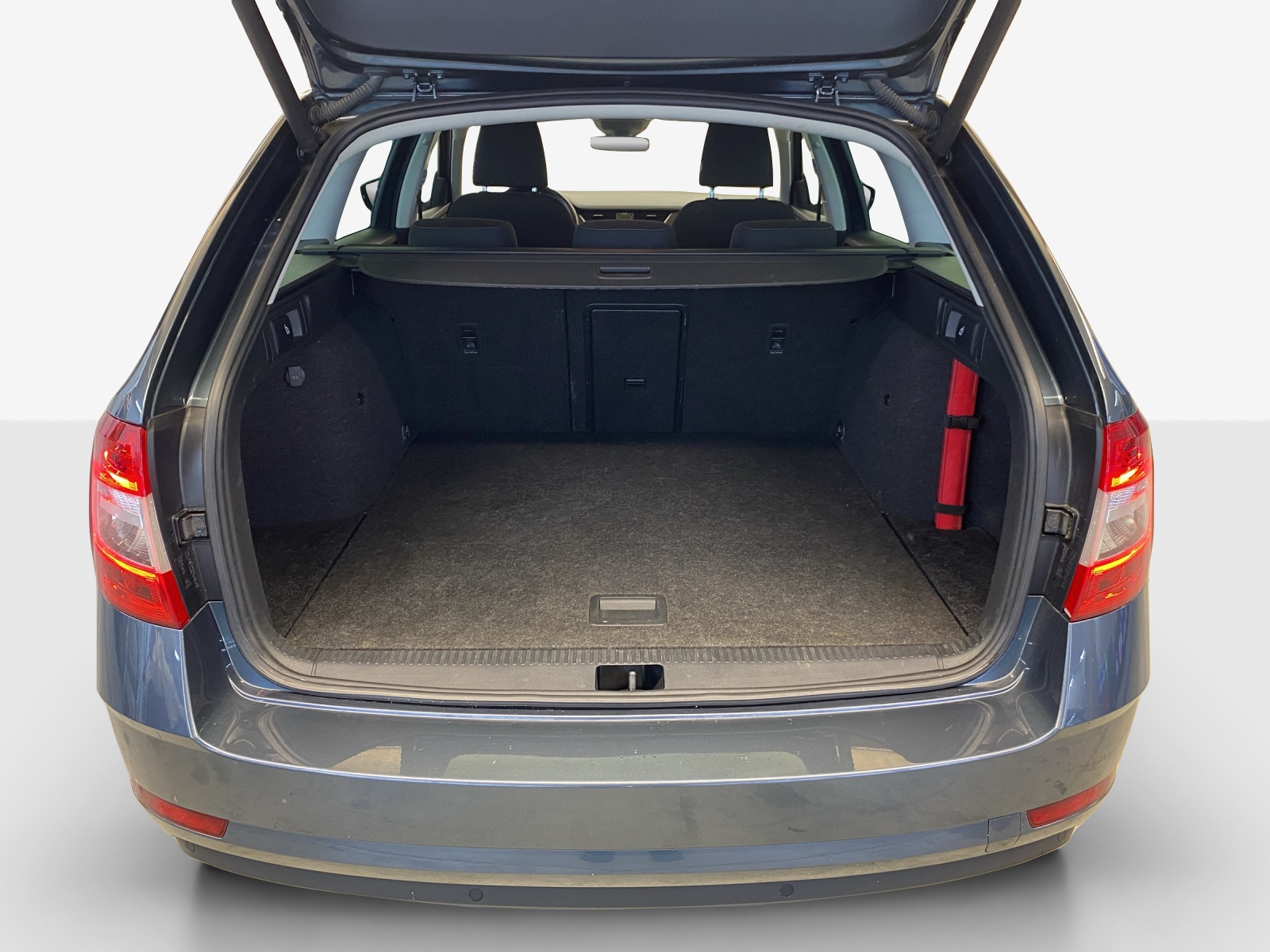 SKODA Octavia Combi 2.0 TDI Soleil 4x4 DSG-image-12