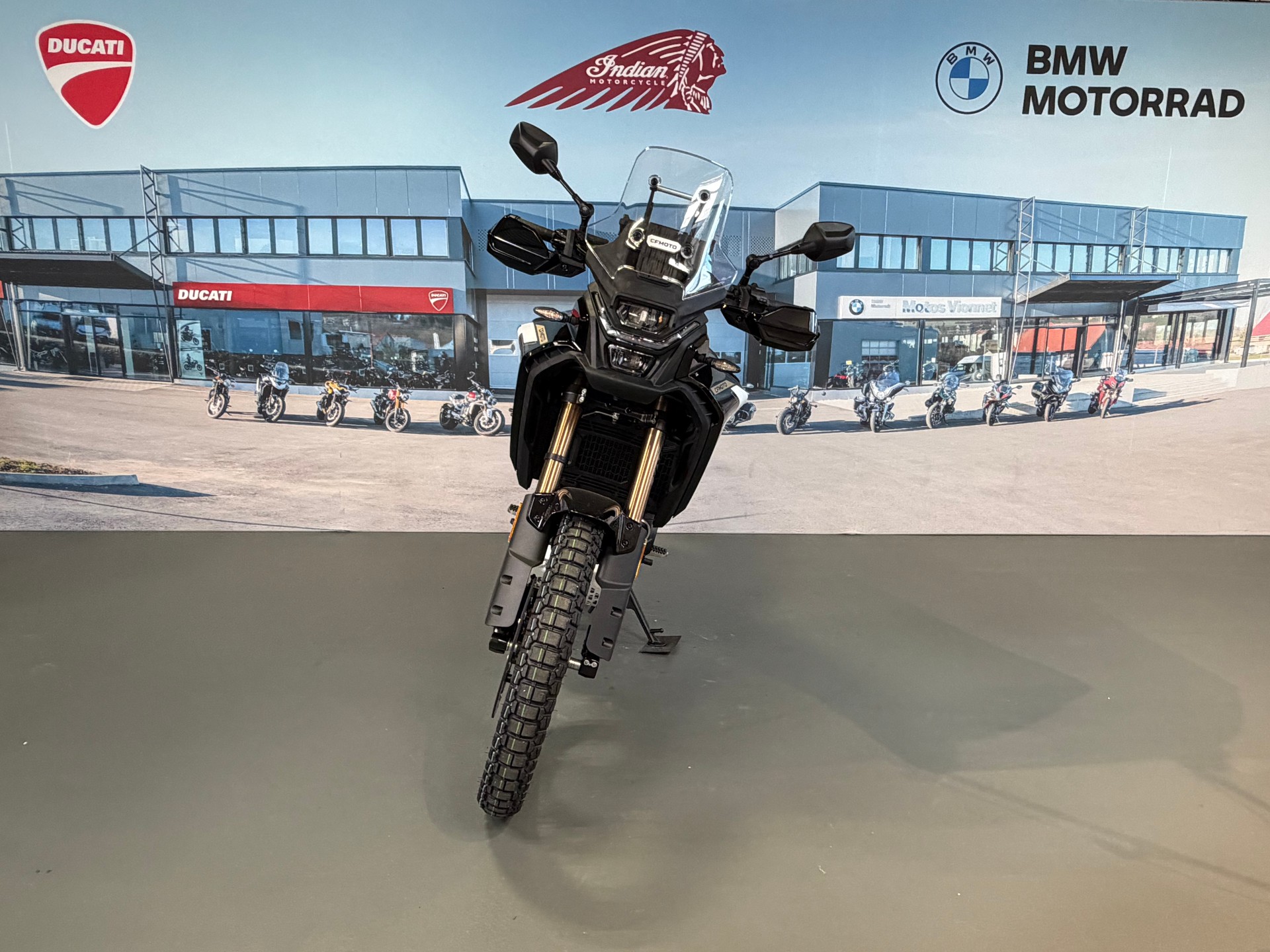 CF MOTO 450MT-showroom-element-1