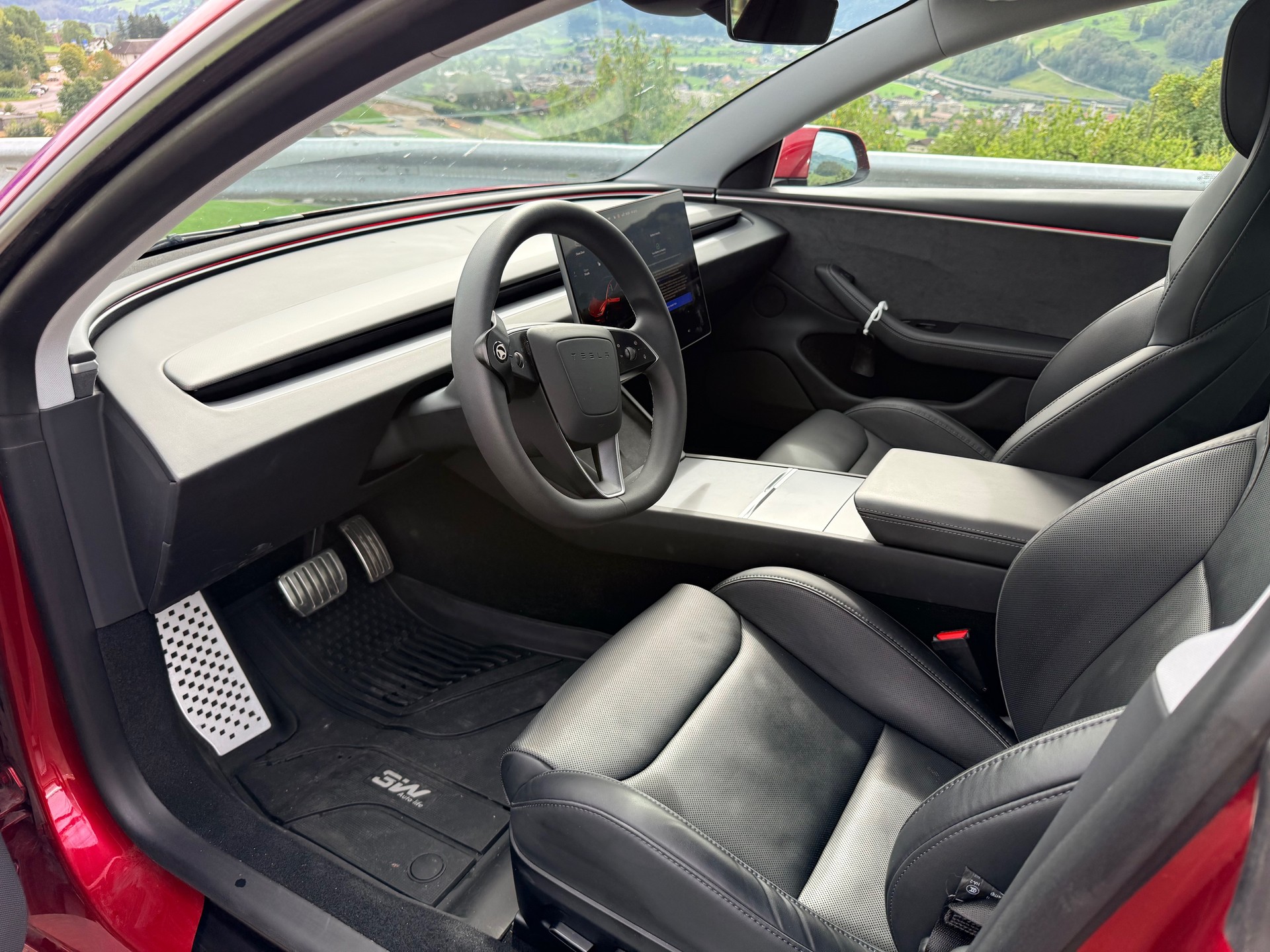 TESLA Performance Free Supercharging for life-image-8
