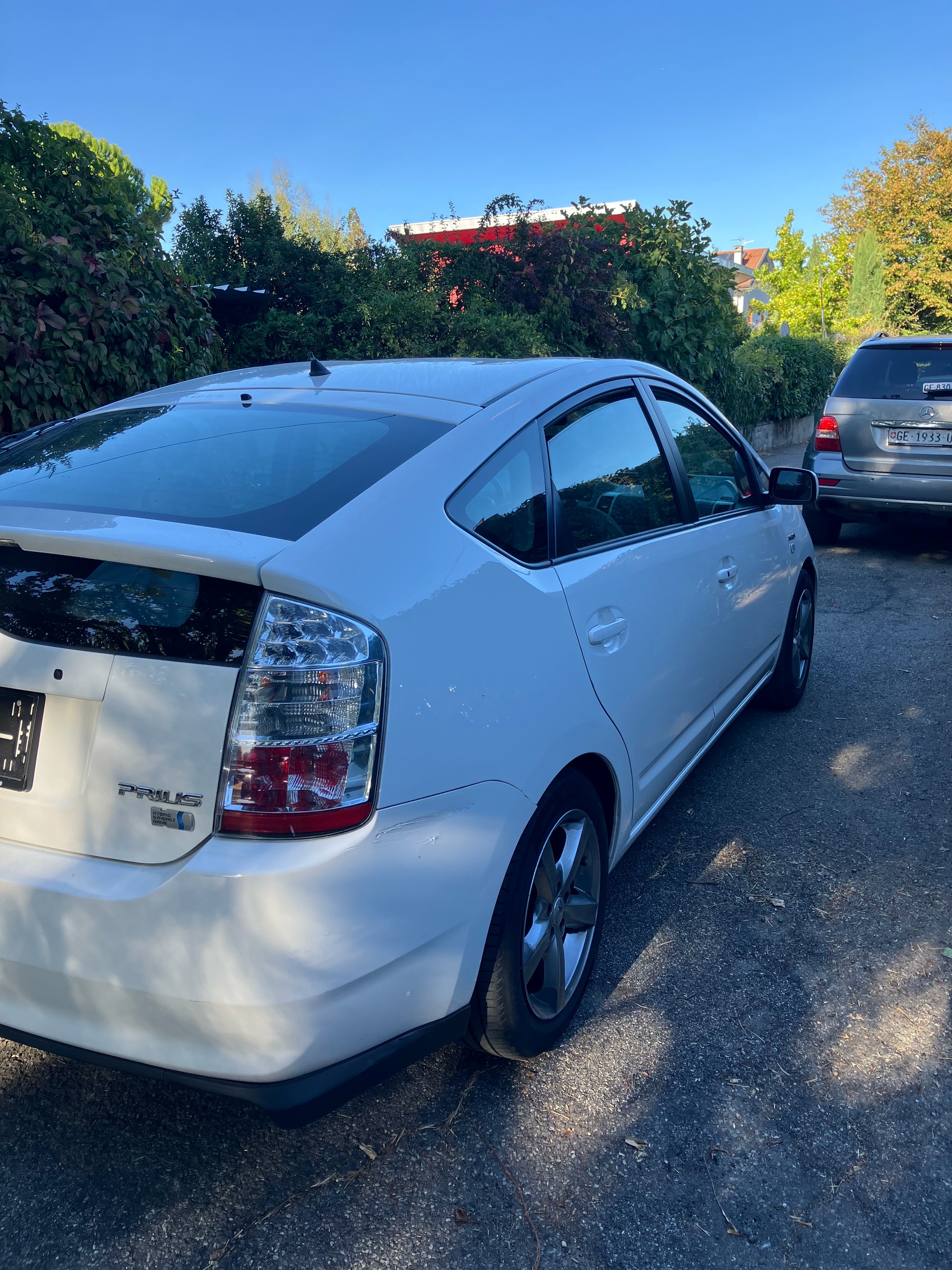 TOYOTA Prius 1.5 16V Hybrid-image-4