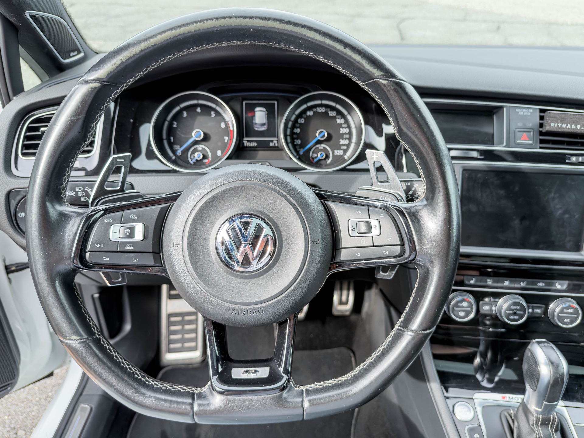 VW 2.0 TSI R DSG 4motion-image-14