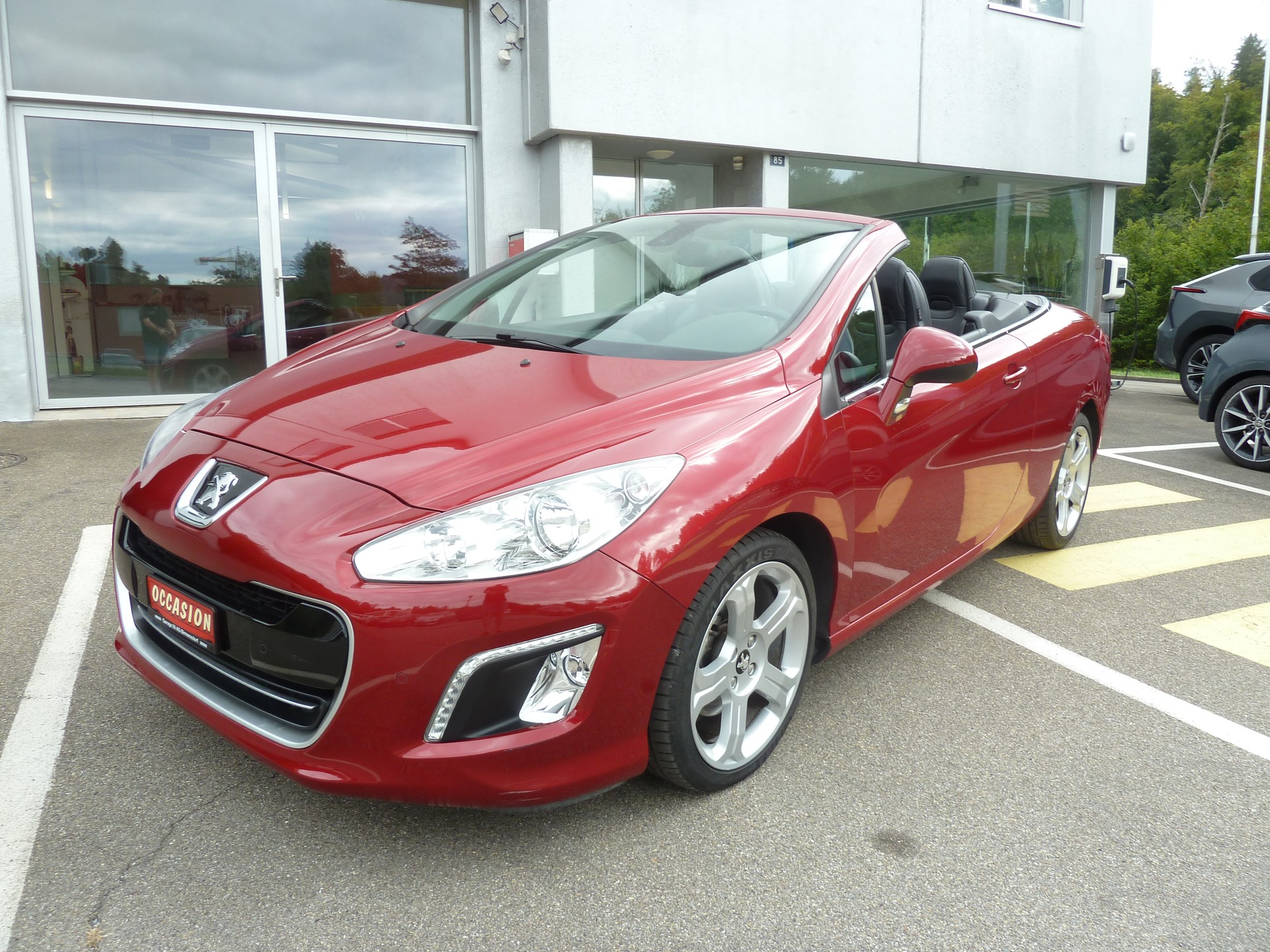 PEUGEOT 308 CC 2.0 HDI Allure-image-0