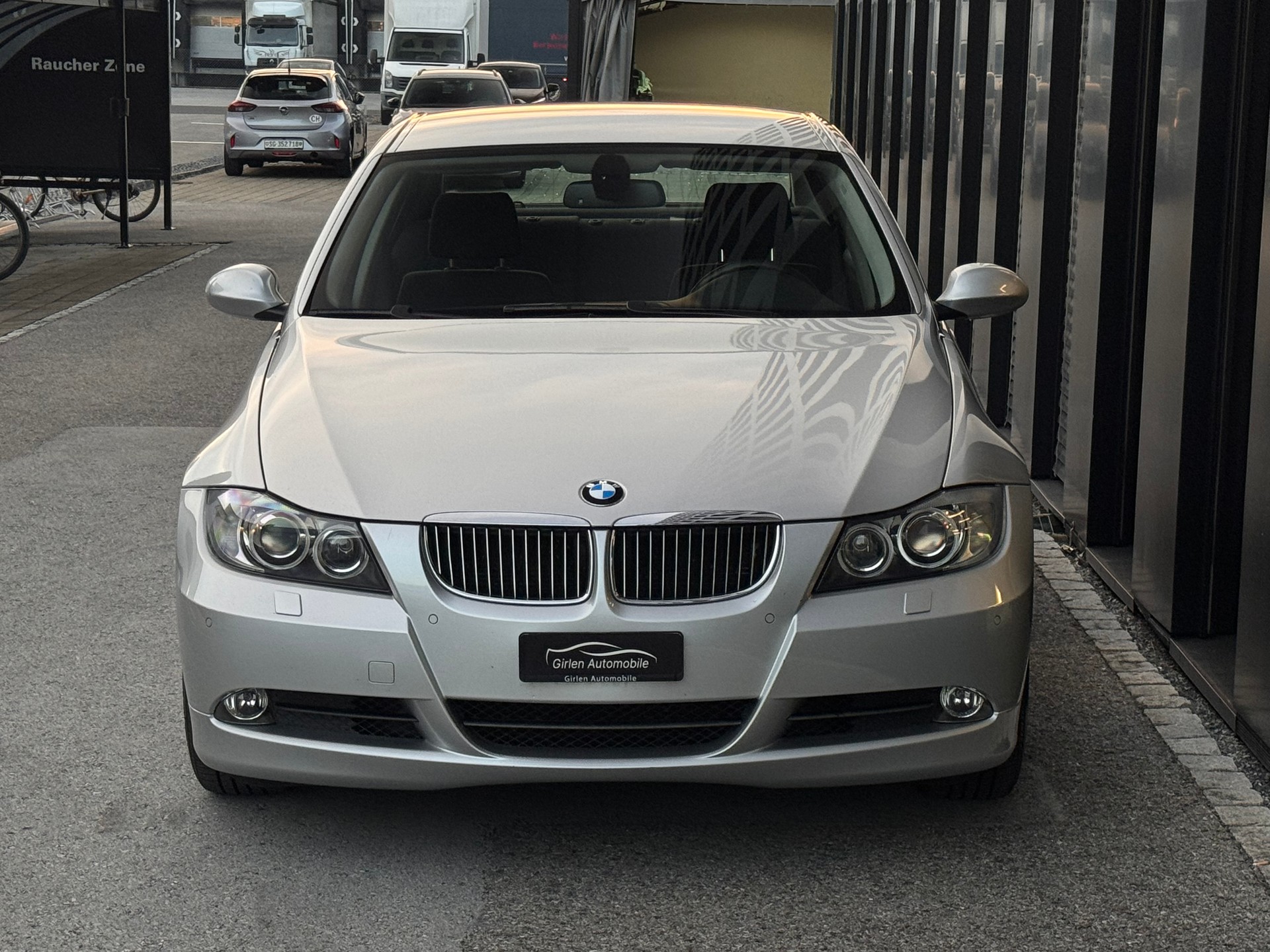 BMW 325xi Steptronic-image-6